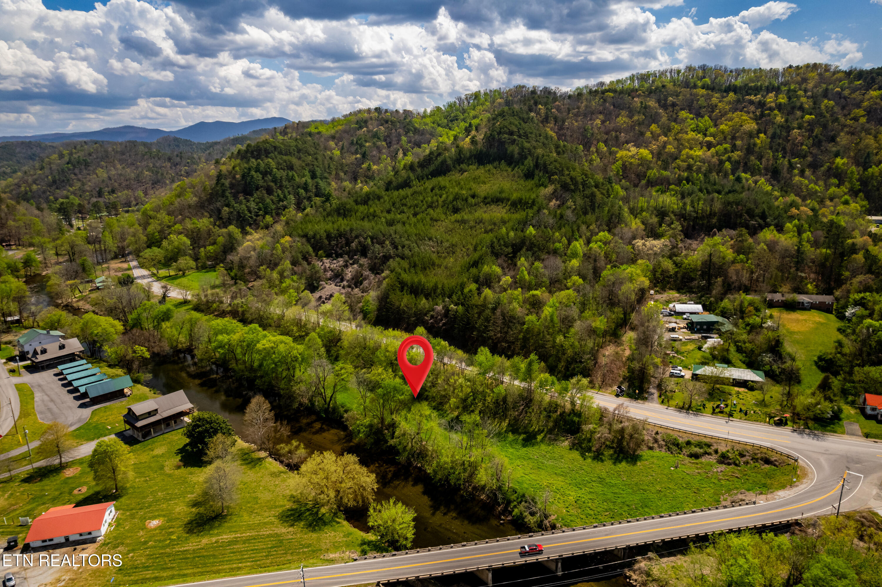 2 Cherohala Skyway Tellico Plains TN 37385