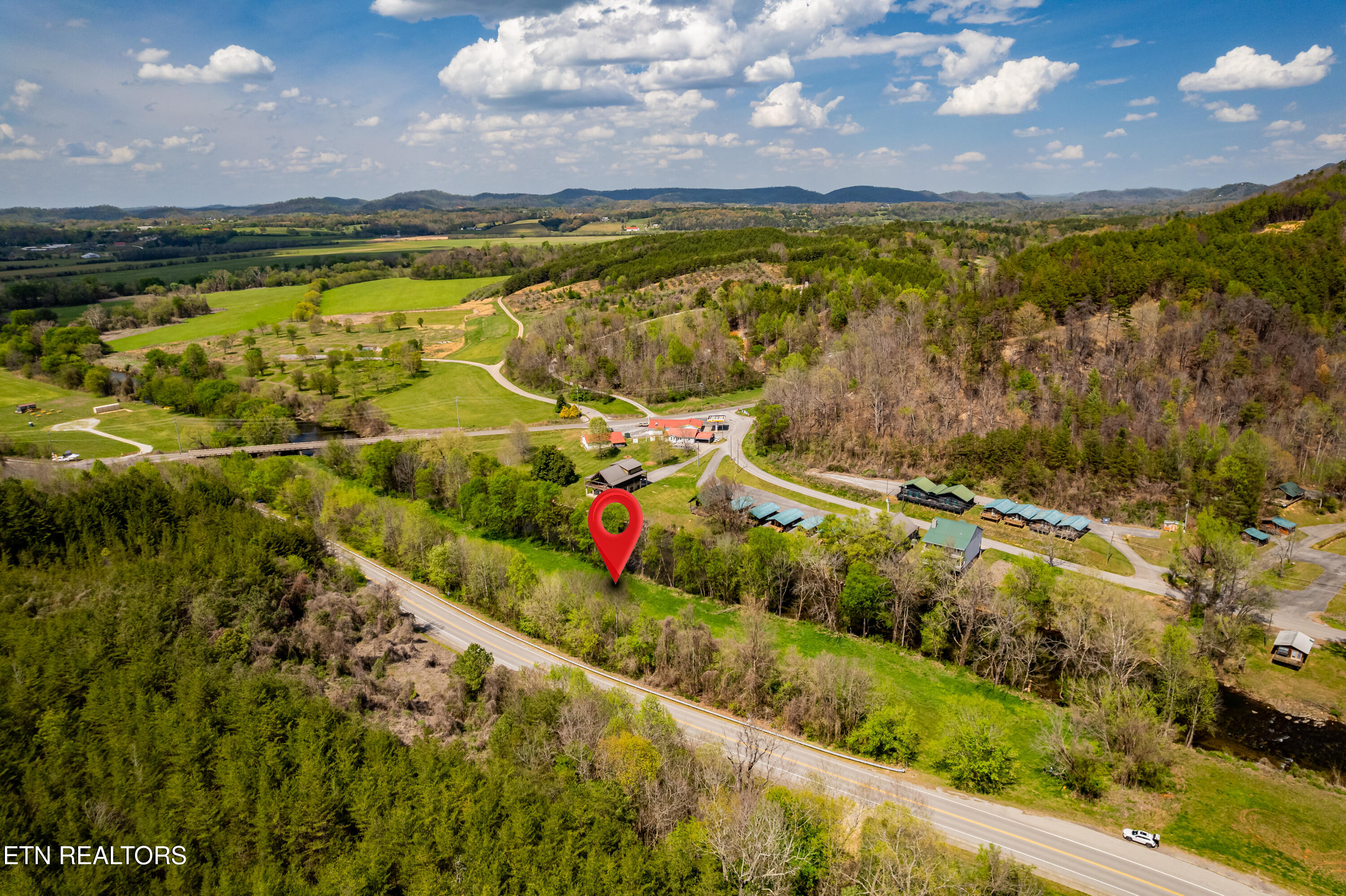 2 Cherohala Skyway Tellico Plains TN 37385
