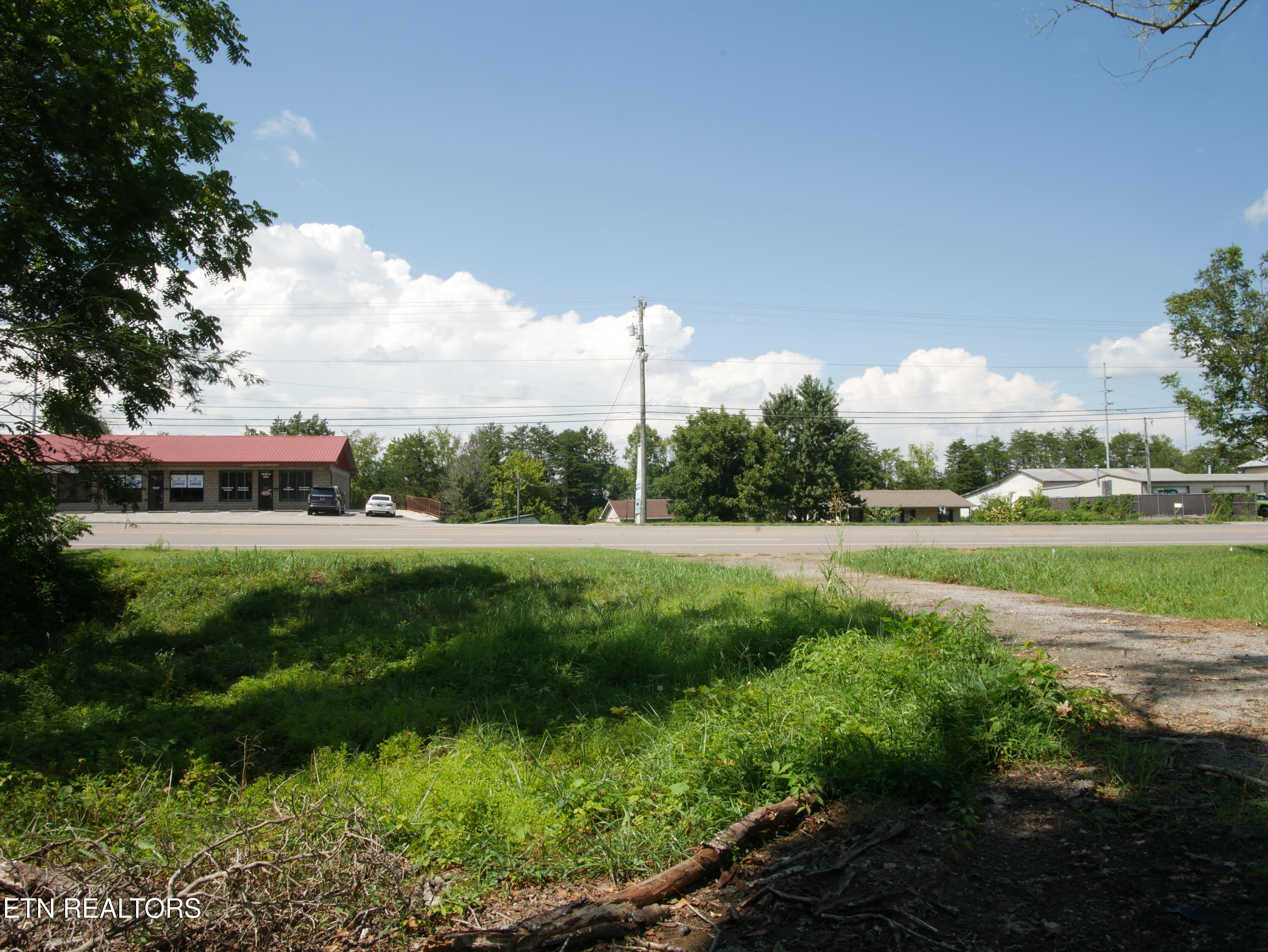 1735 Highway 411 Vonore TN 37885