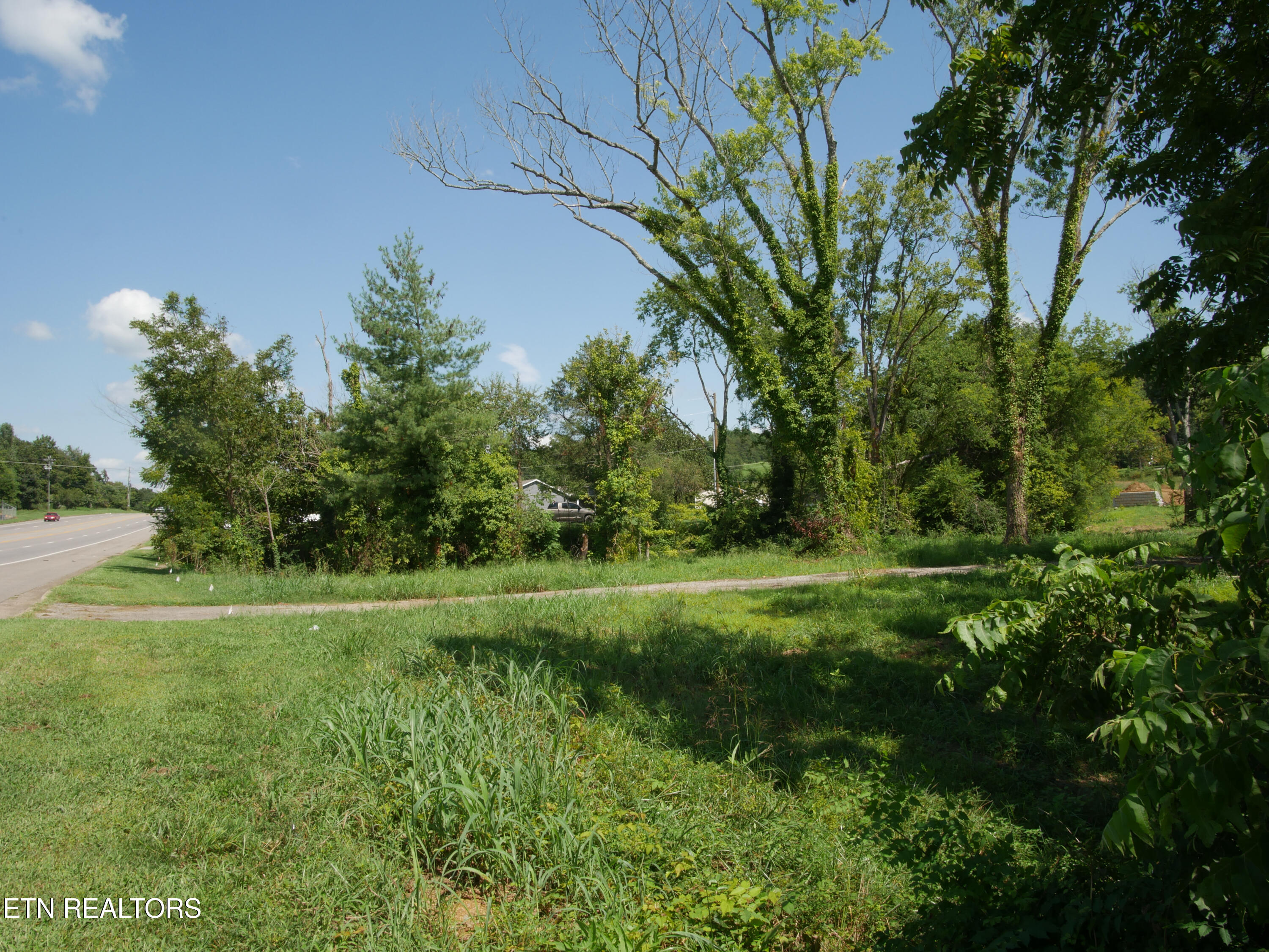 1735 Highway 411 Vonore TN 37885