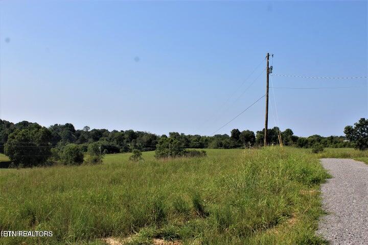 360 & 372 Oakland Road Sweetwater TN 37874