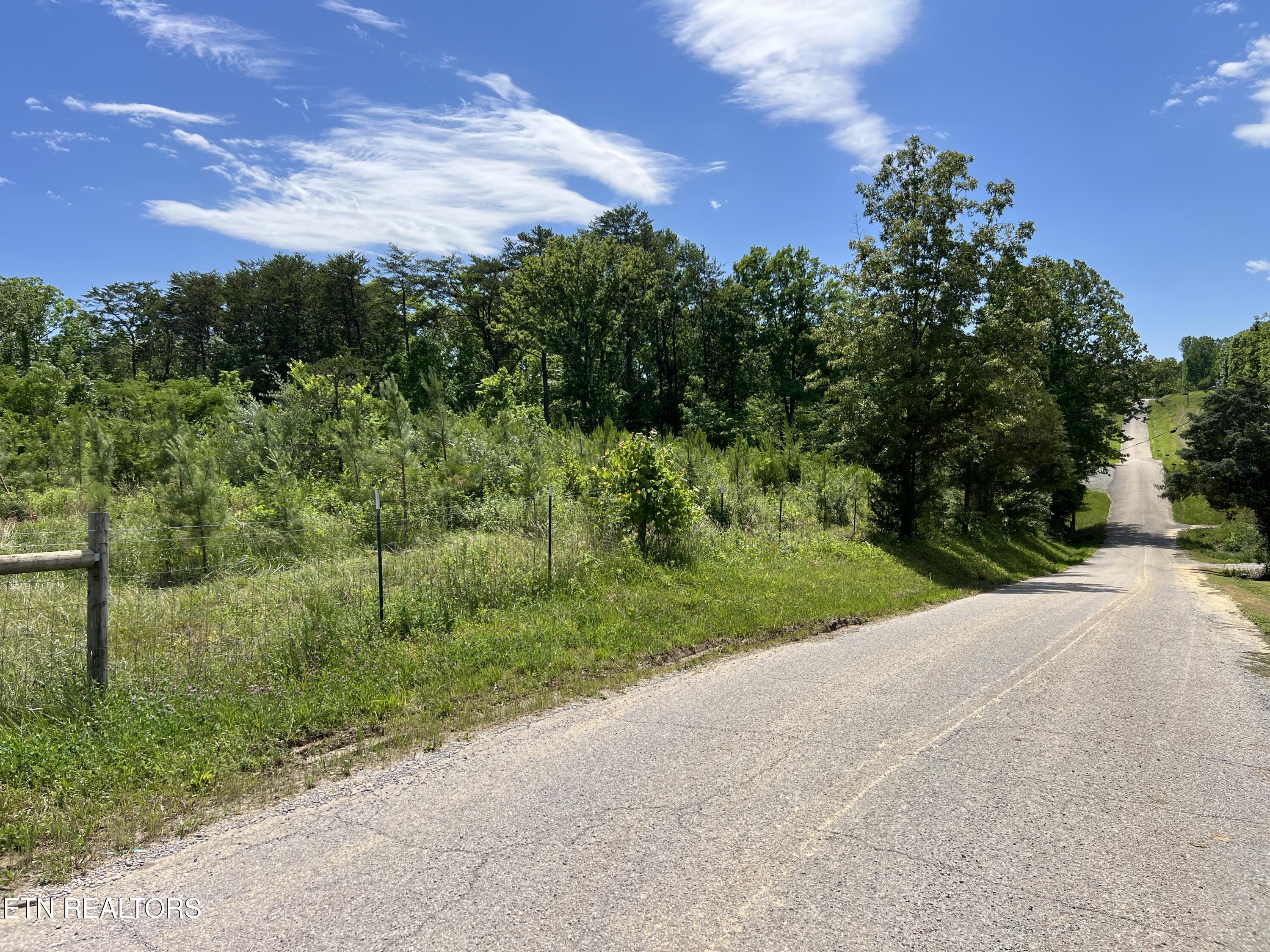 256 Atkins Road Madisonville TN 37354