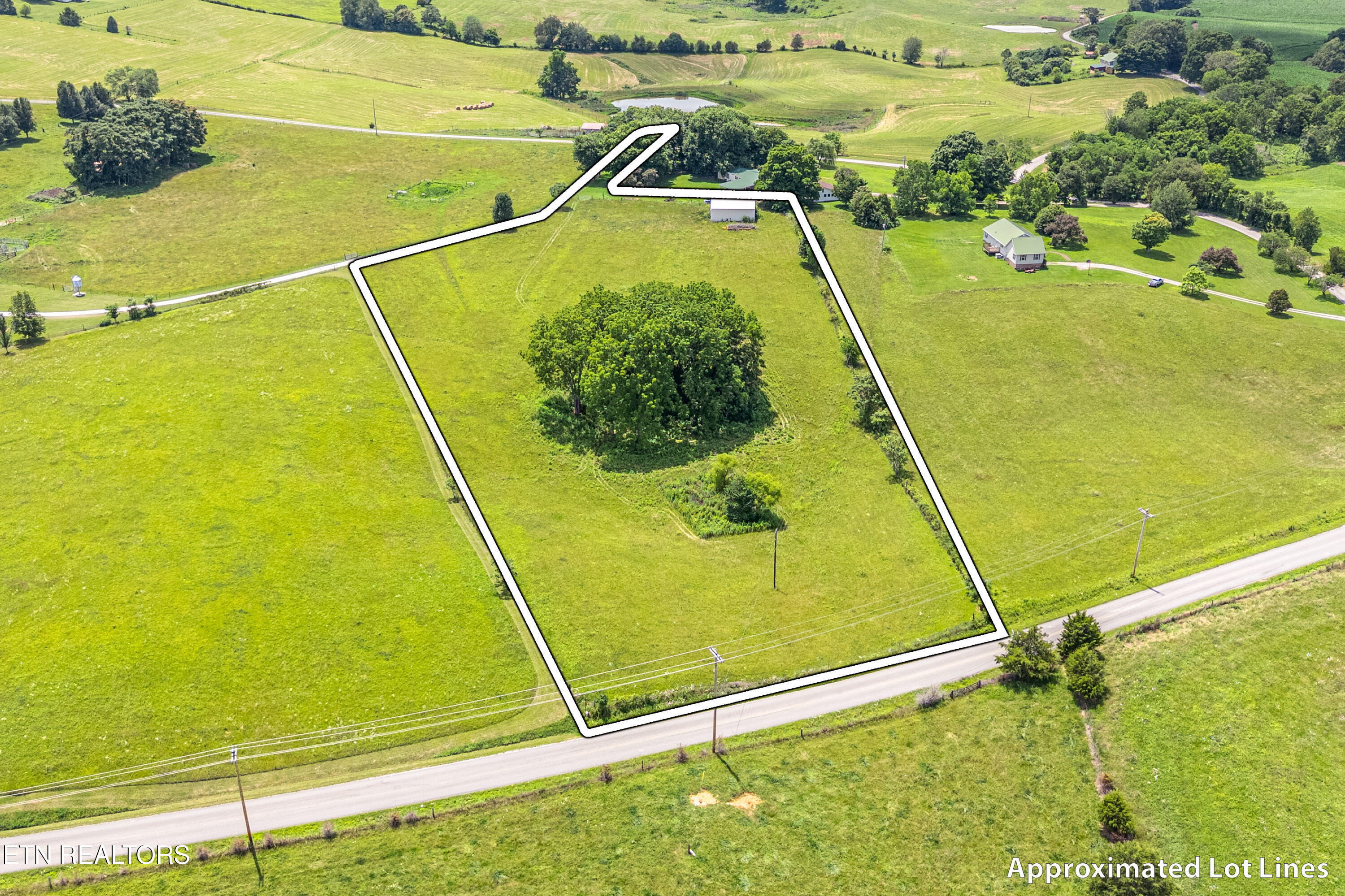 Dogwalk Road Alpine TN 38543
