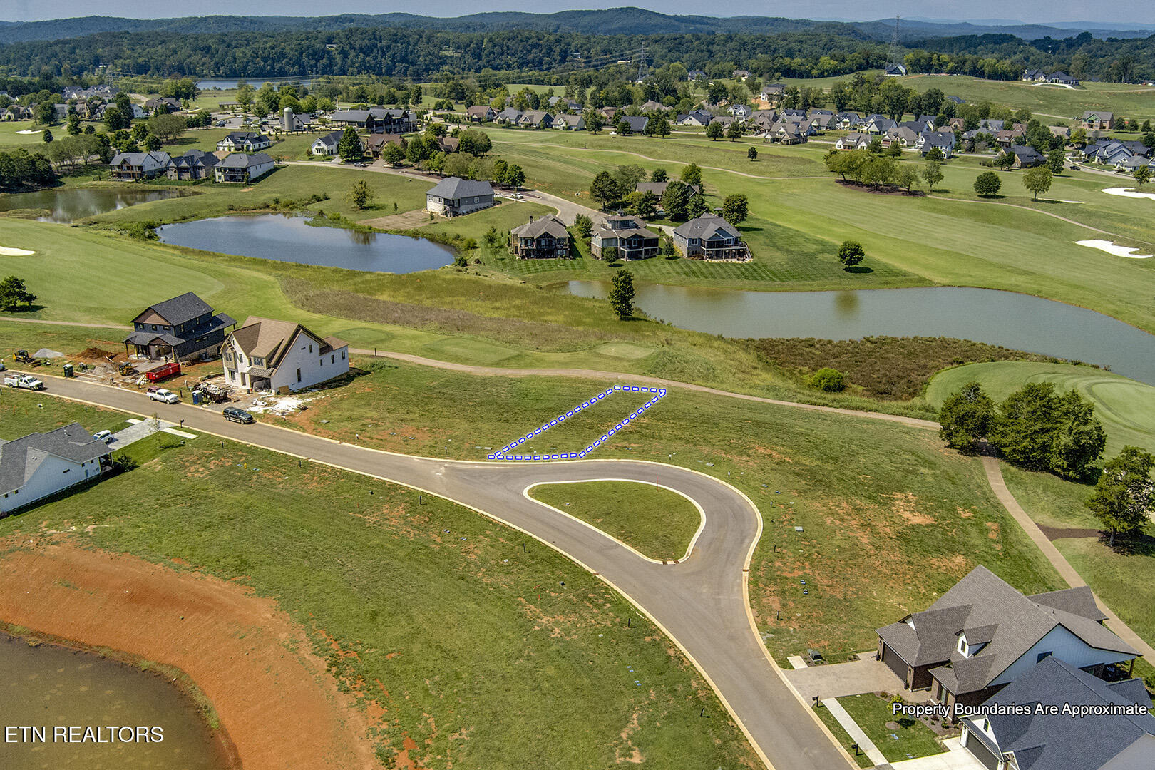 497 Black Bear Circle Loudon TN 37774