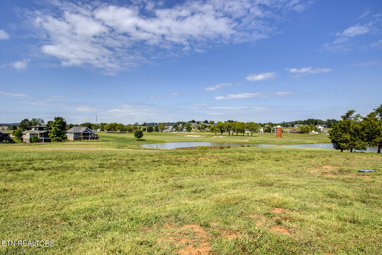 497 Black Bear Circle Loudon TN 37774