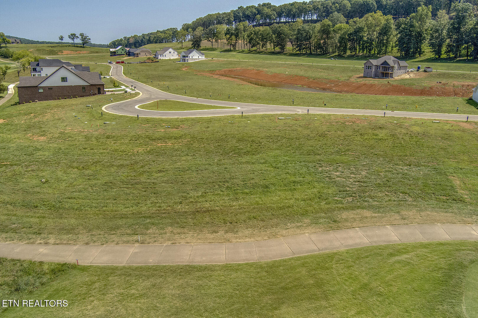 497 Black Bear Circle Loudon TN 37774