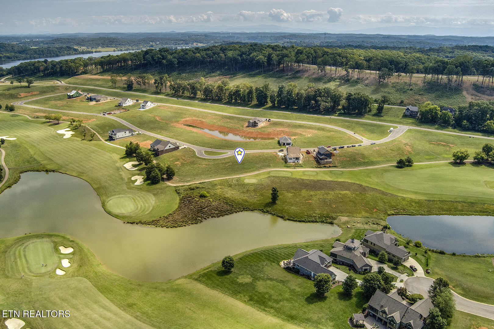 497 Black Bear Circle Loudon TN 37774