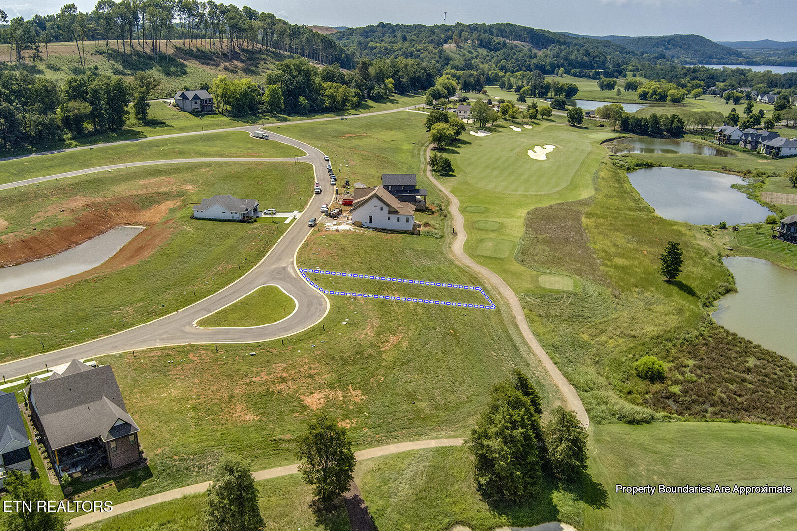 497 Black Bear Circle Loudon TN 37774