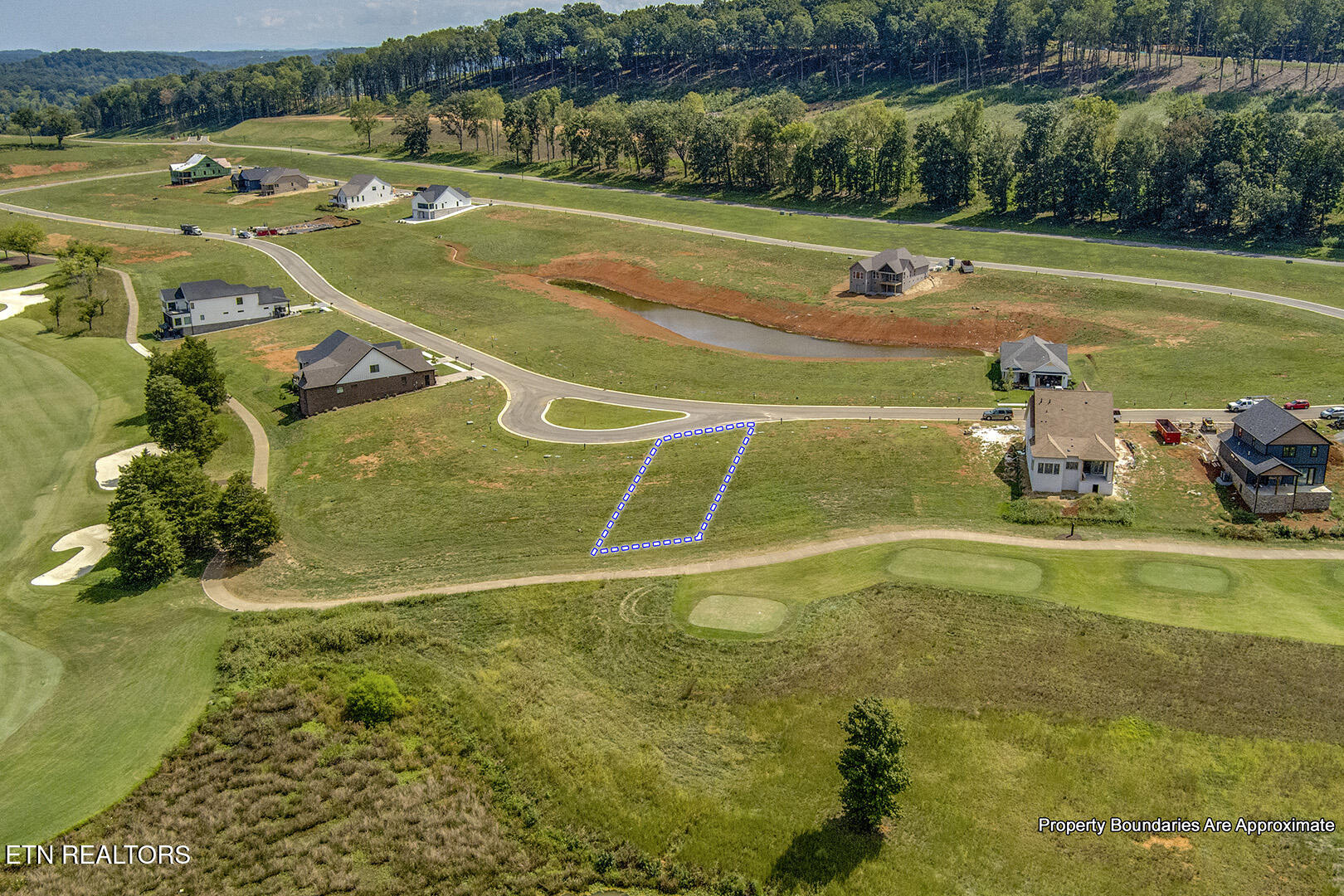 497 Black Bear Circle Loudon TN 37774
