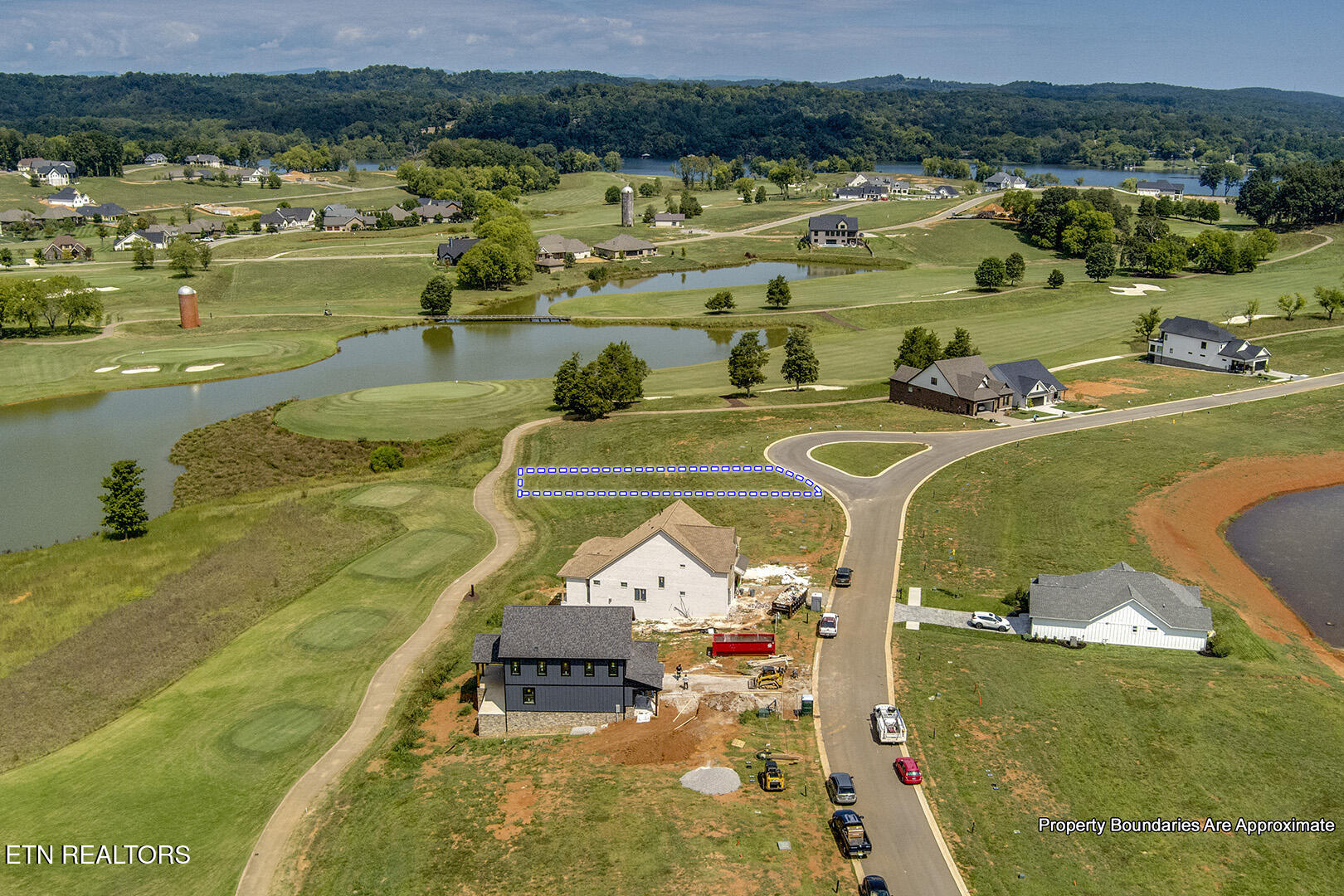 497 Black Bear Circle Loudon TN 37774