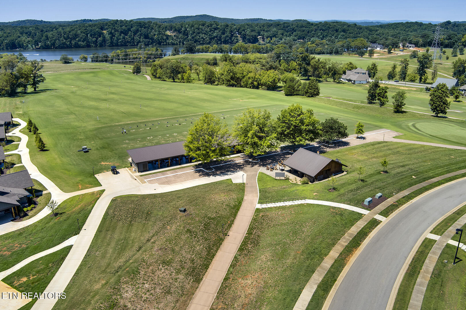 497 Black Bear Circle Loudon TN 37774