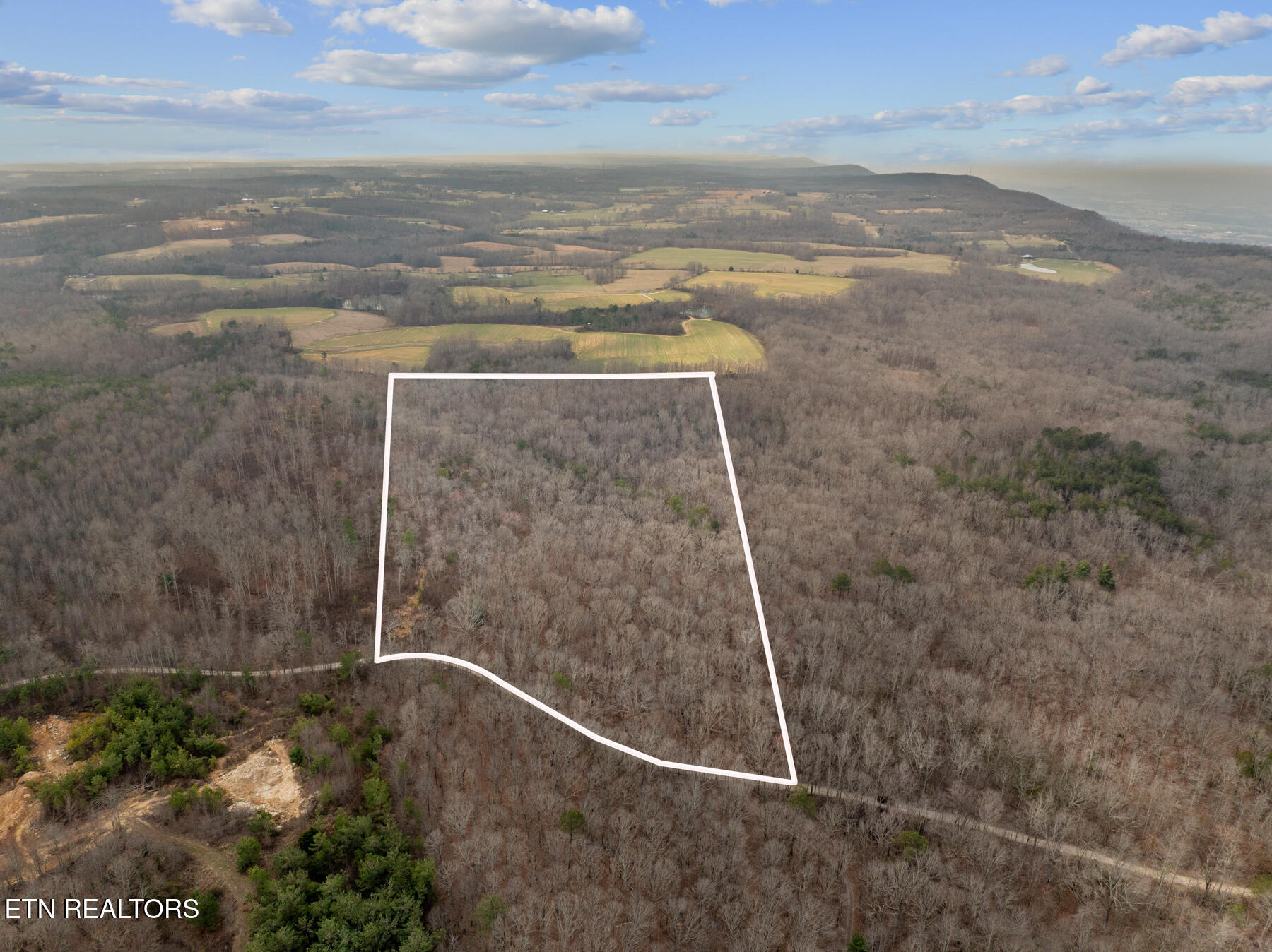 20 Acres Barbee Cemetery Road Pikeville TN 37367