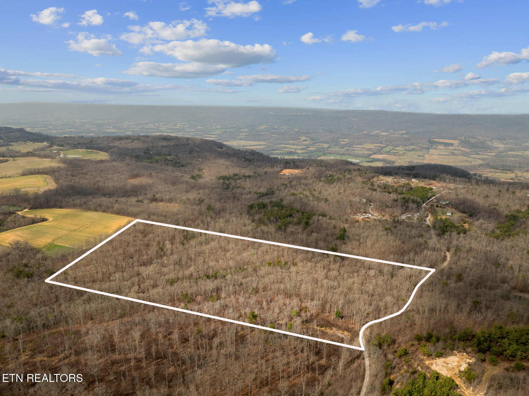 20 Acres Barbee Cemetery Road Pikeville TN 37367