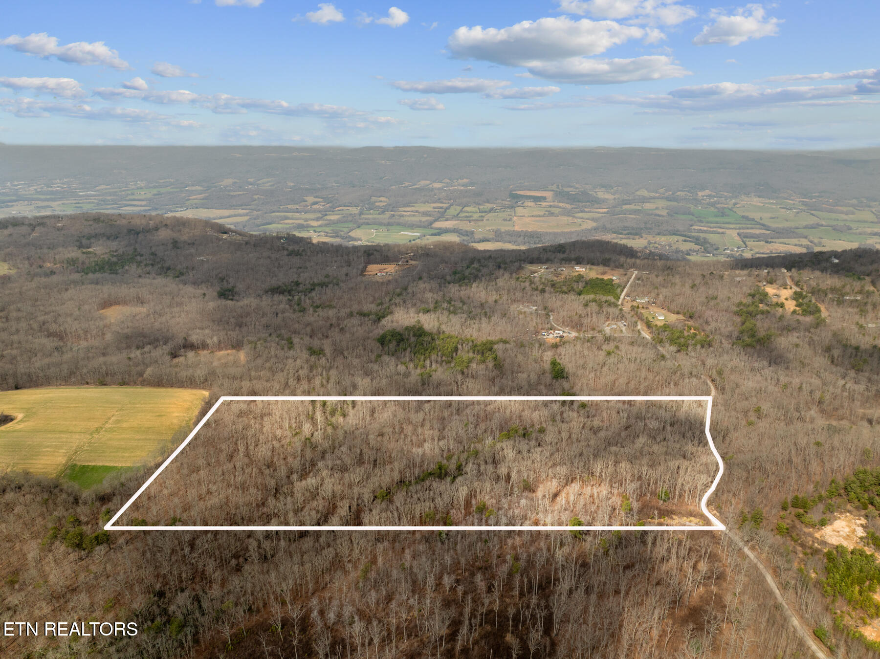 20 Acres Barbee Cemetery Road Pikeville TN 37367