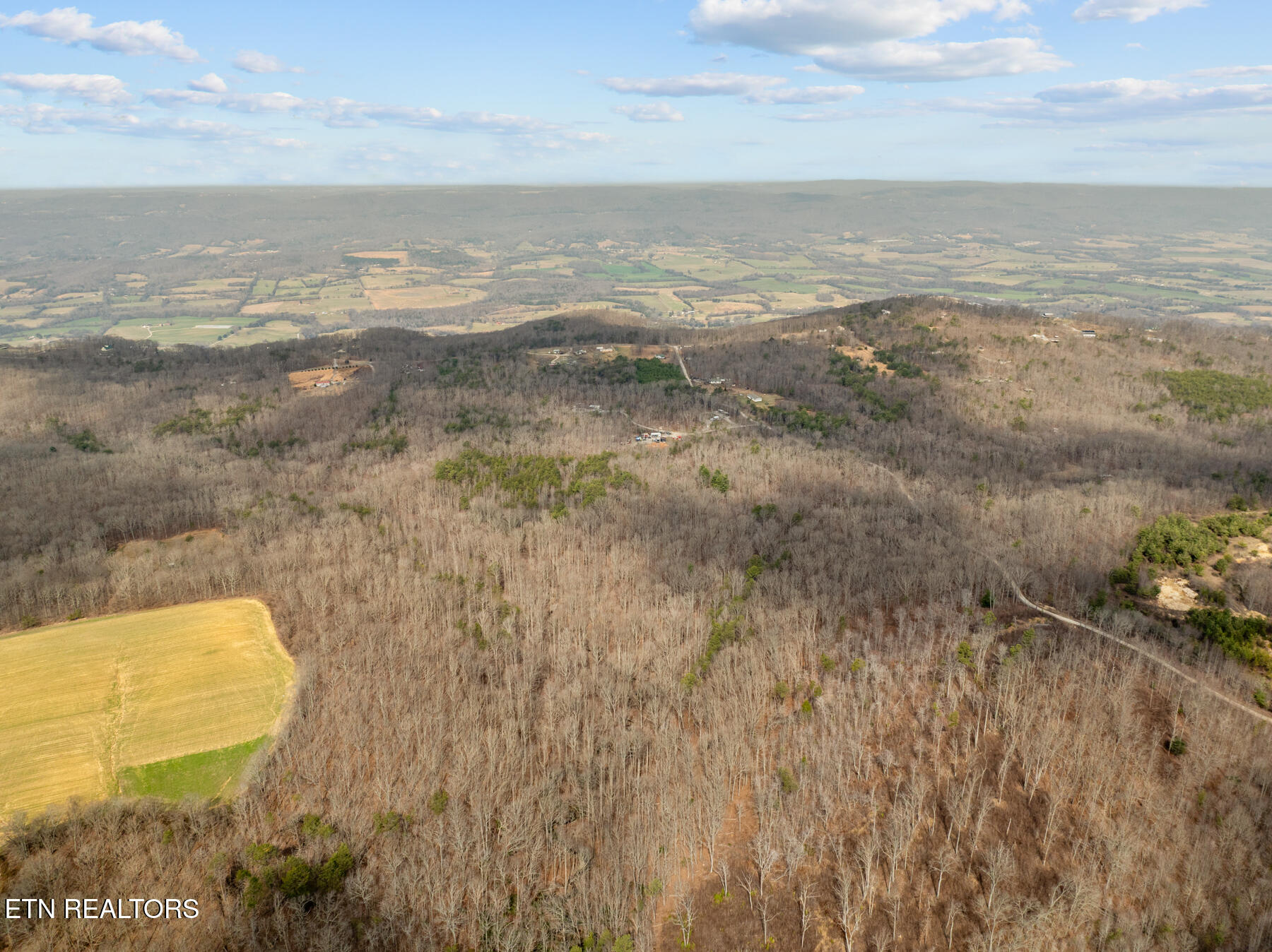 20 Acres Barbee Cemetery Road Pikeville TN 37367