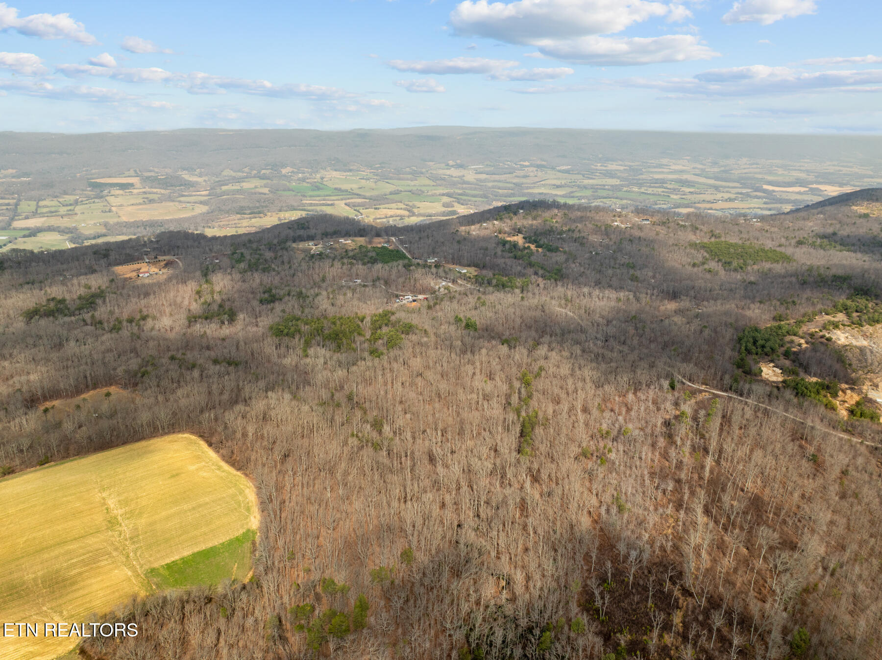 20 Acres Barbee Cemetery Road Pikeville TN 37367