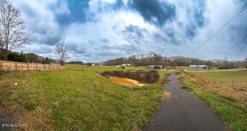 2015 Tater Valley Road Washburn TN 37888
