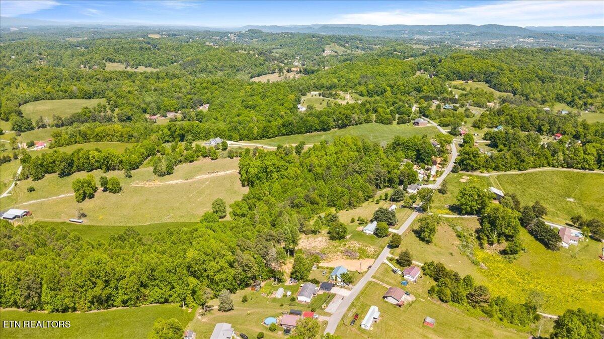 2116 Snodgrass Road New Tazewell TN 37825