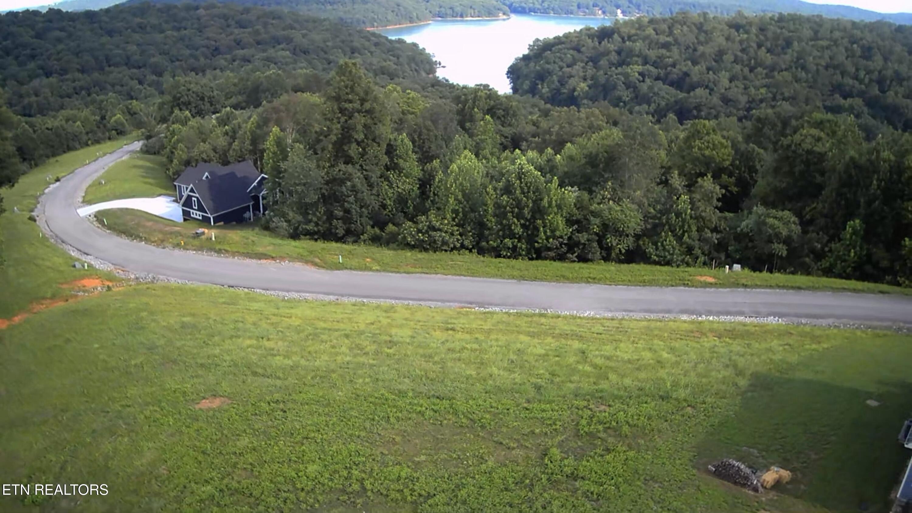 21 Highland Trace Lafollette TN 37766
