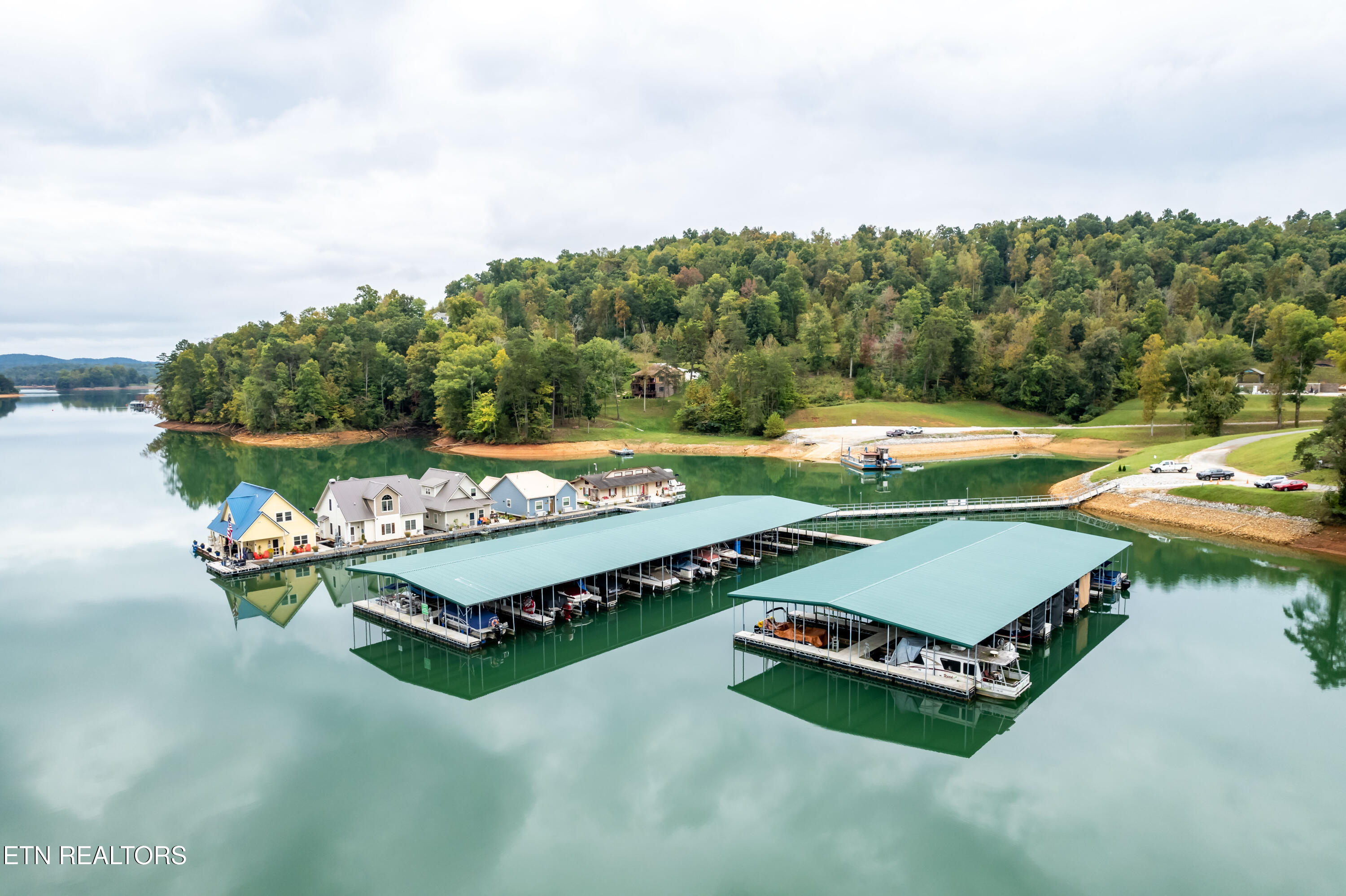 21 Highland Trace Lafollette TN 37766