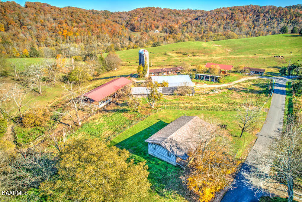 311 Ross Cemetery Road Rocky Top TN 37769