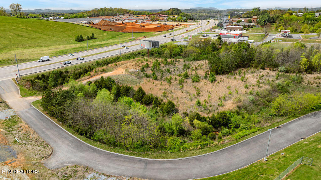 Lot 3r-2 Winfield Dunn Parkway Kodak TN 37764