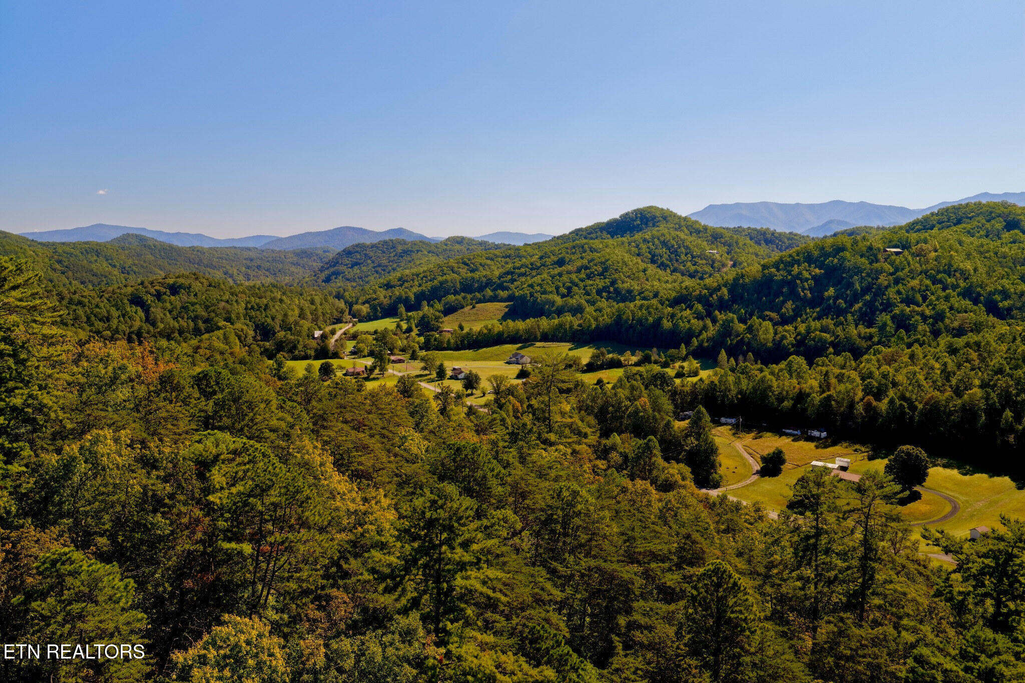 3738 Oliver Way Sevierville TN 37876