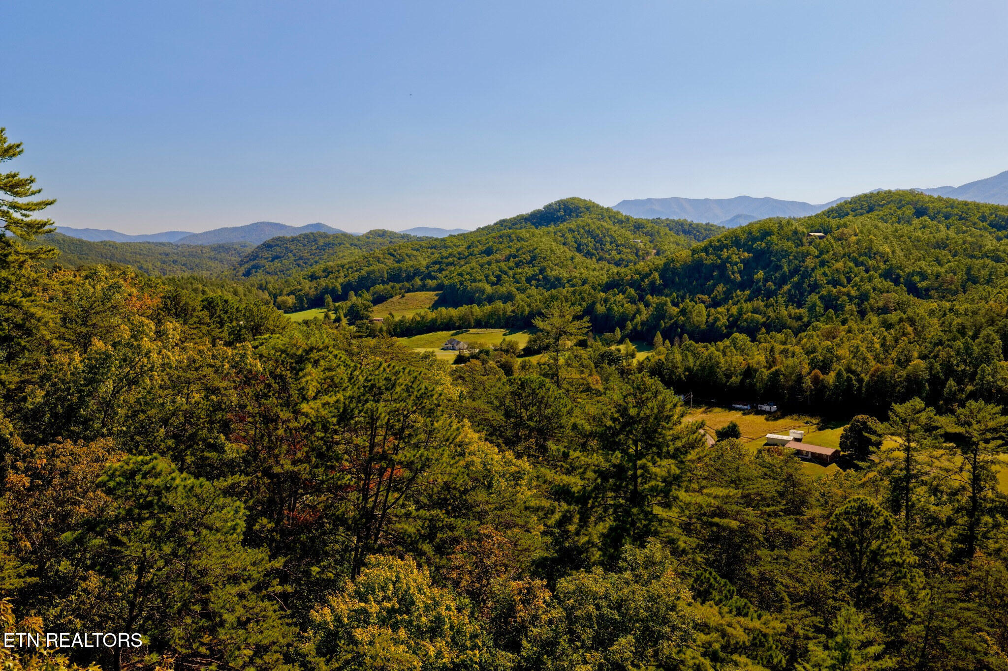 3738 Oliver Way Sevierville TN 37876