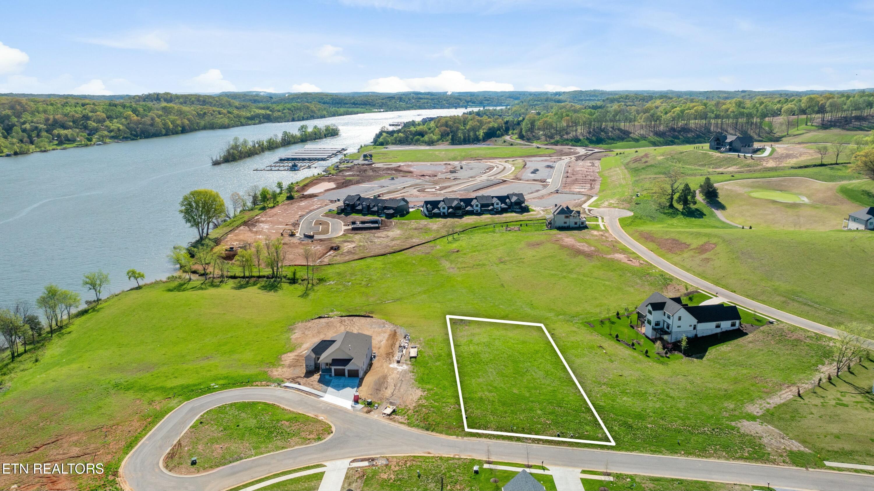 5252 Old Club Road Loudon TN 37774