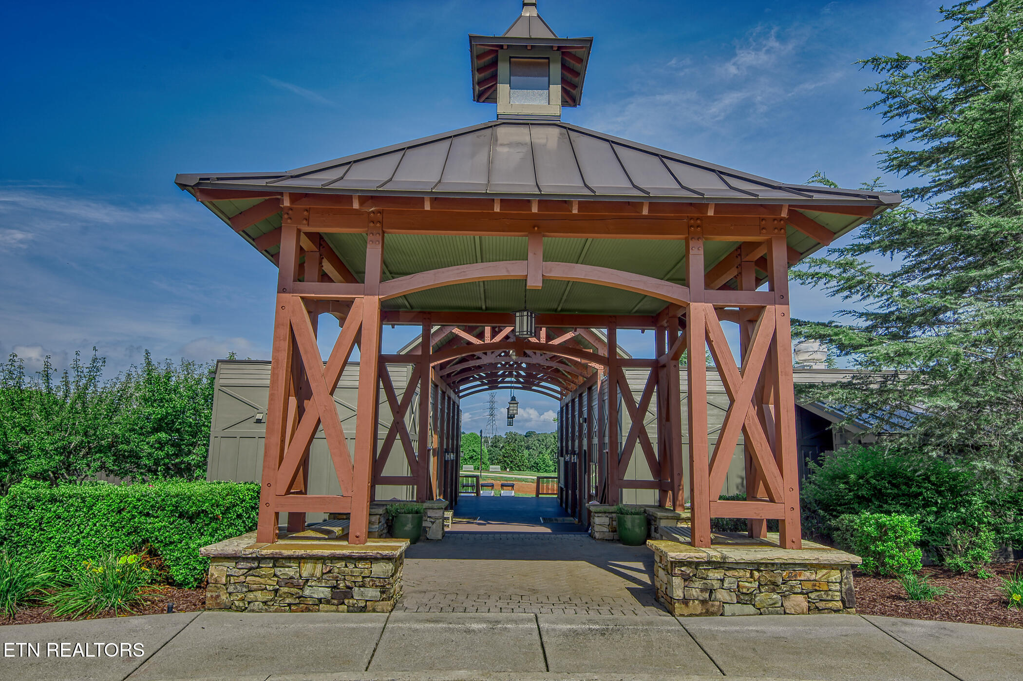 5252 Old Club Road Loudon TN 37774