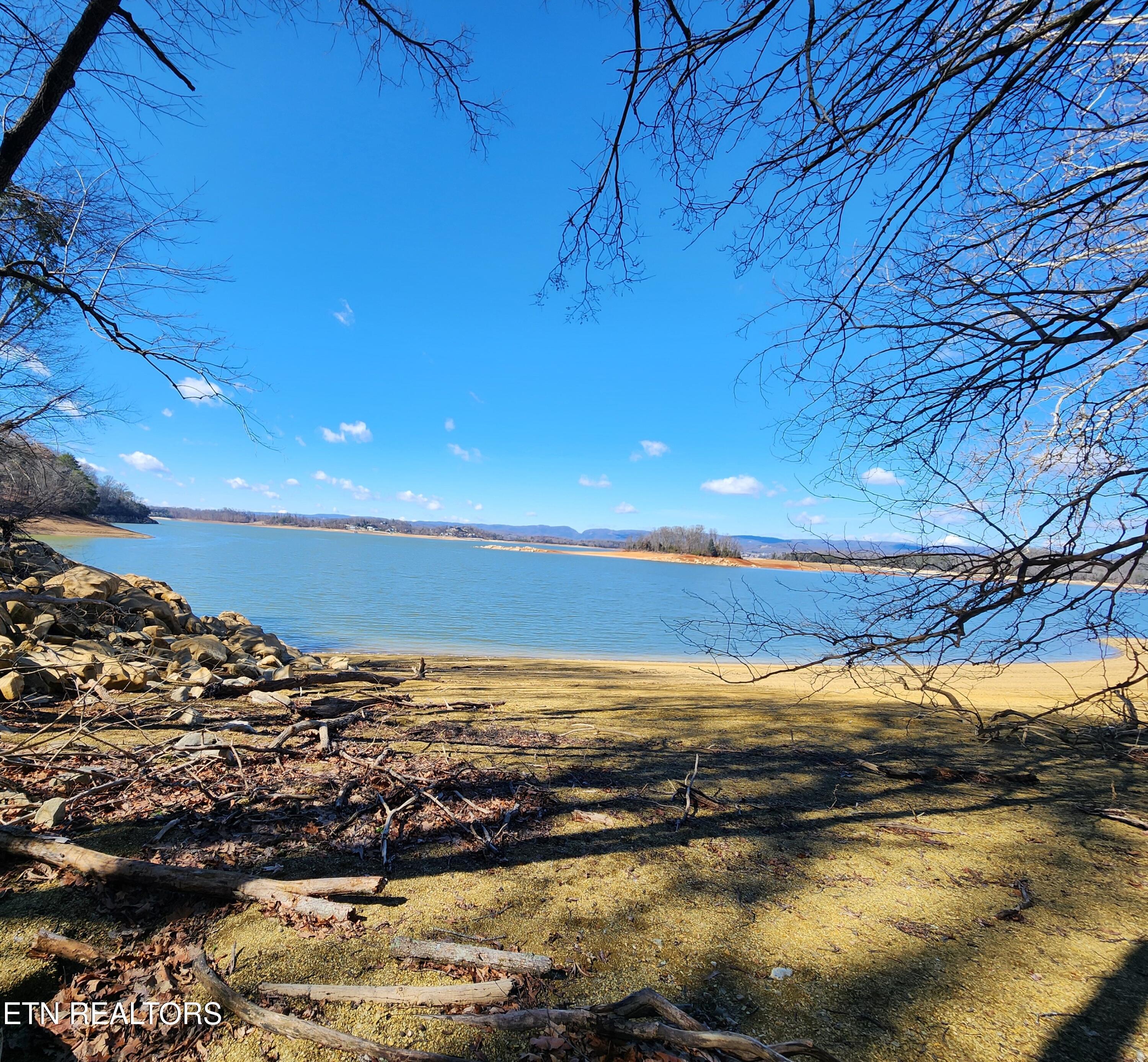 2613 Serenity Sound Morristown TN 37816