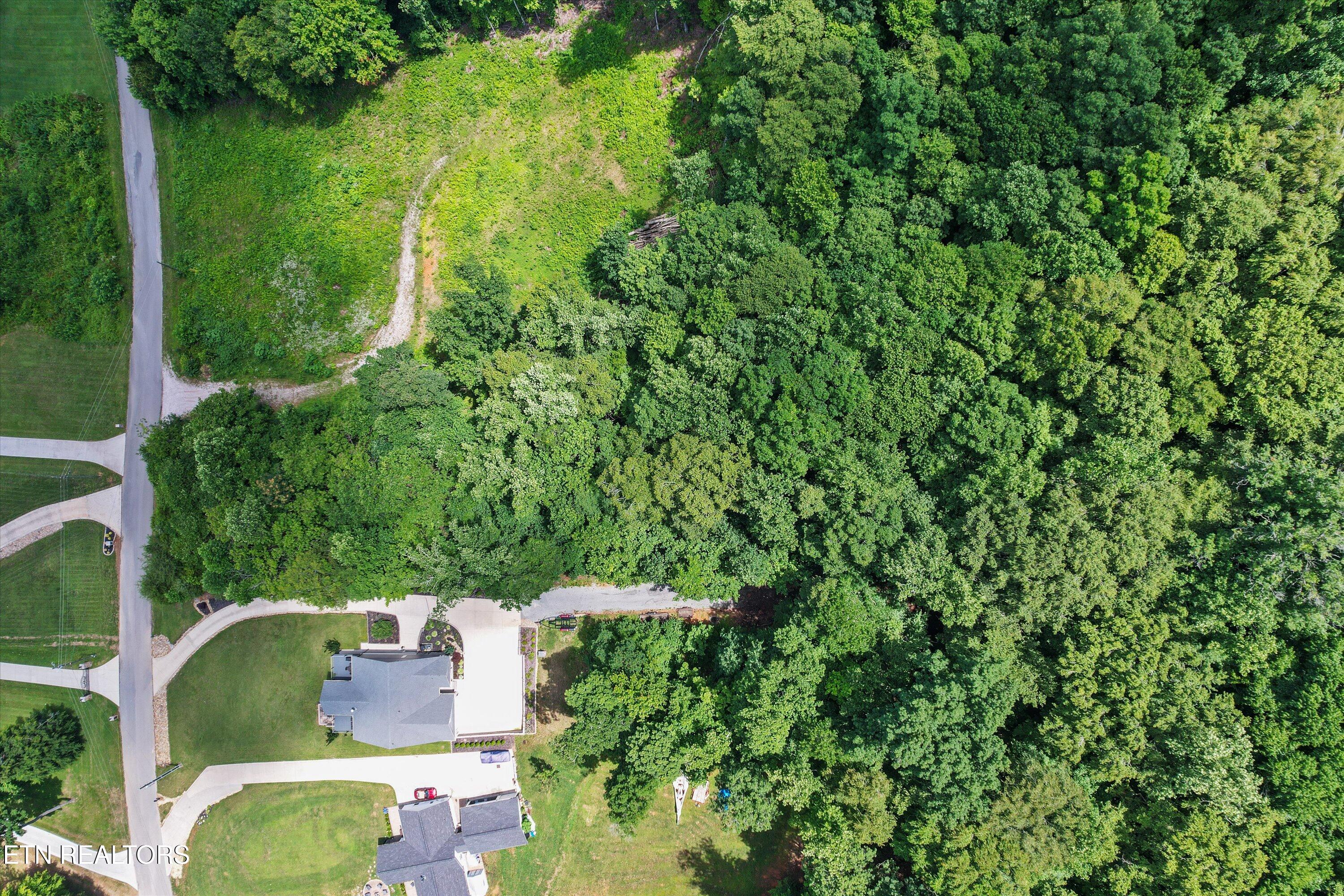 Hickory Pointe Lane Maynardville TN 37807