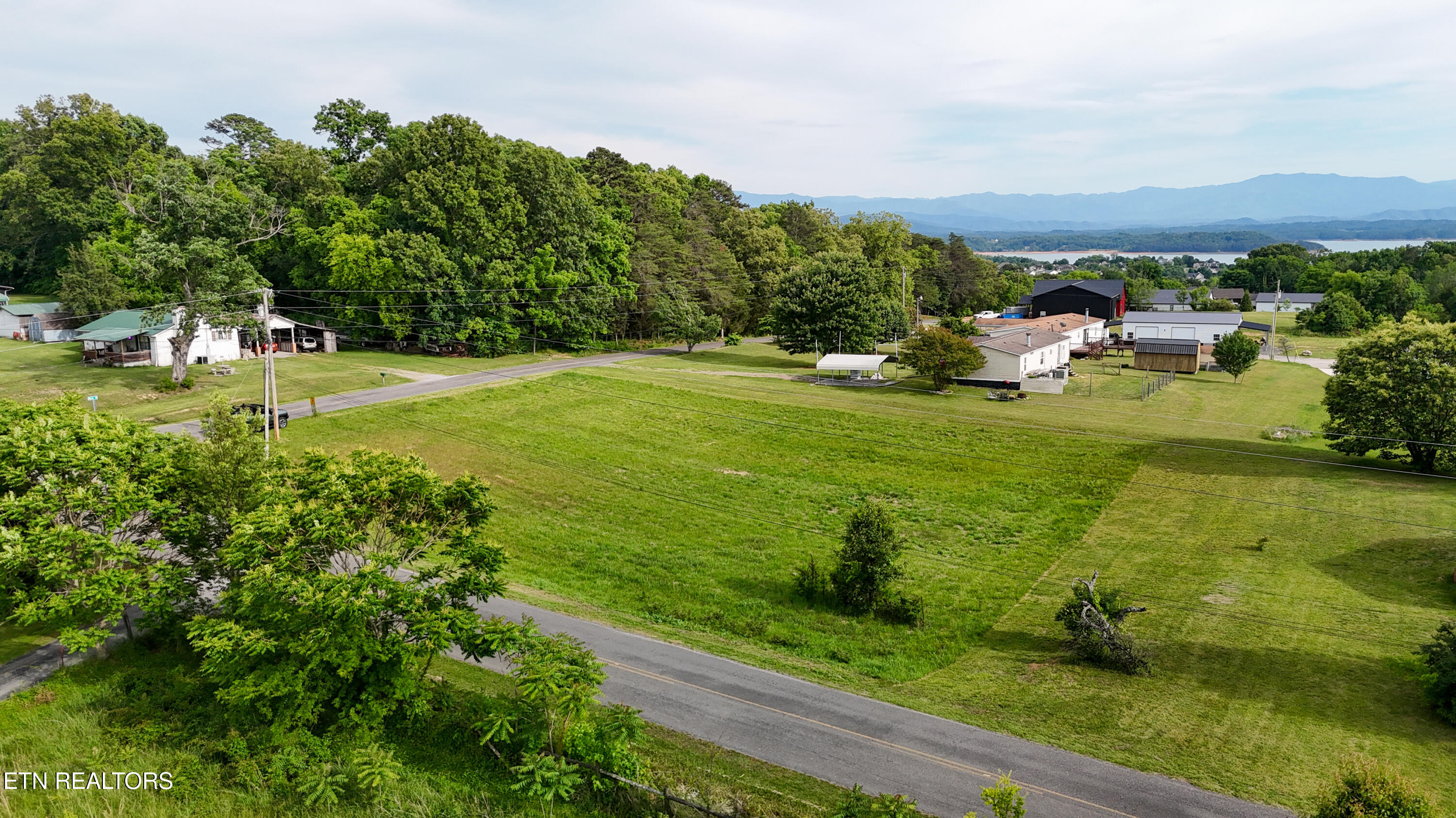 Lot 2 Wells Spring Road Dandridge TN 37725
