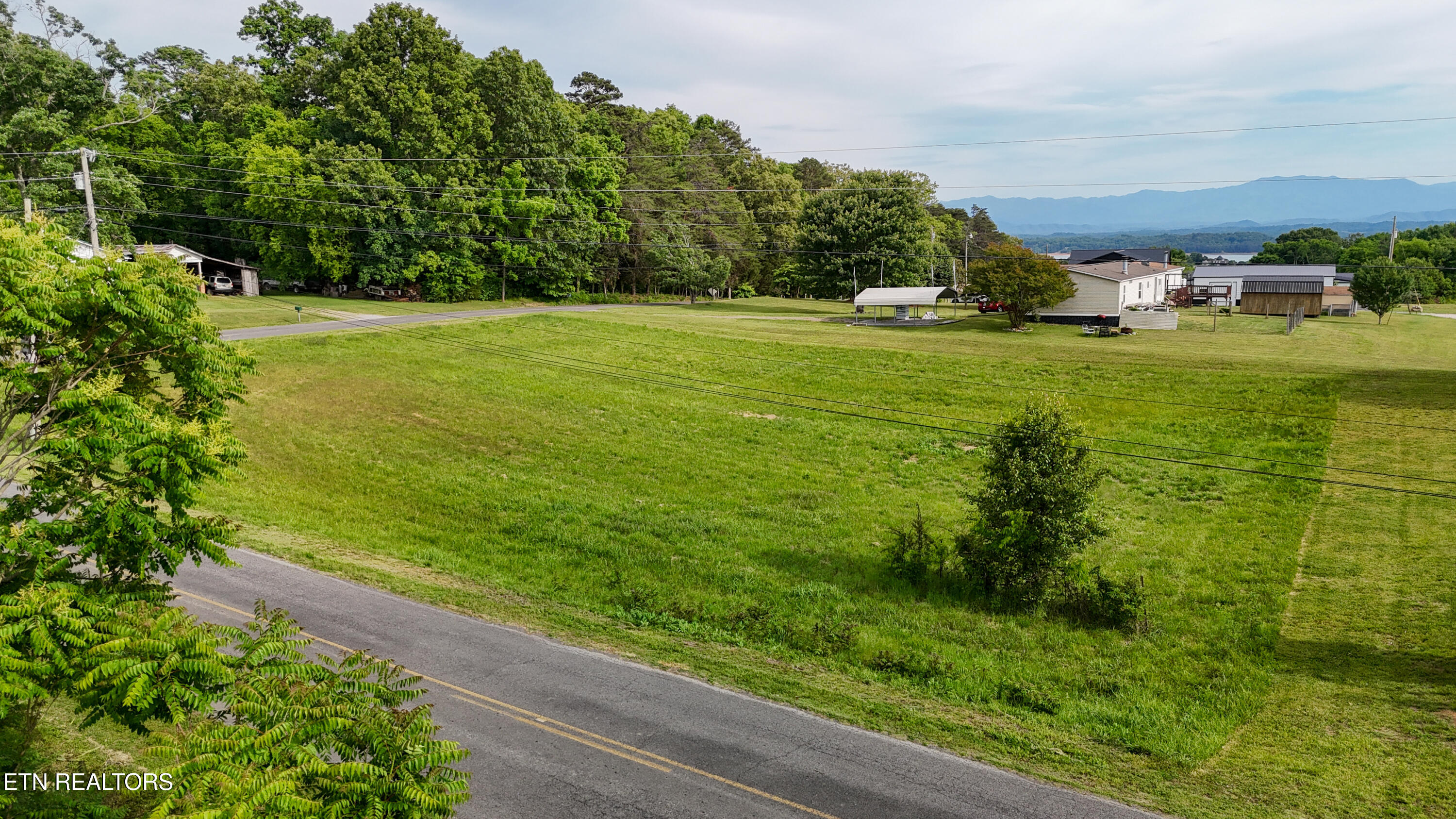 Lot 2 Wells Spring Road Dandridge TN 37725
