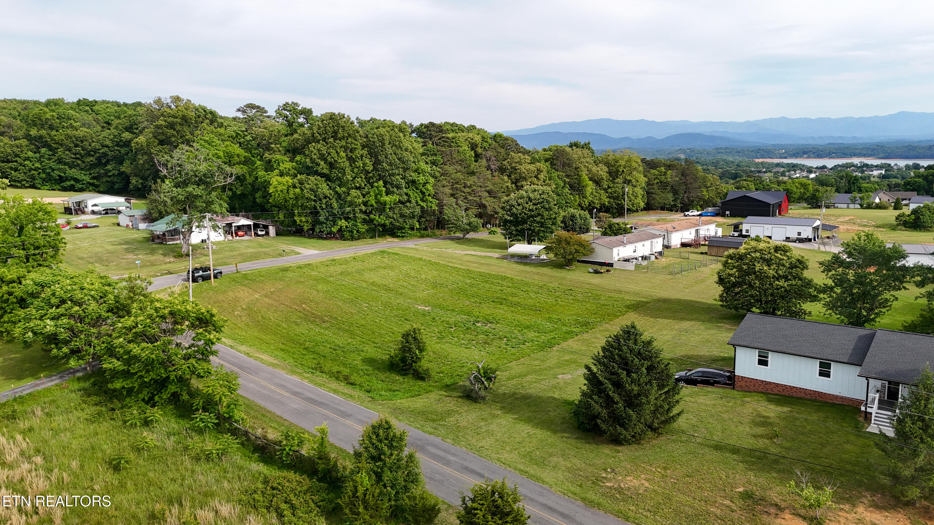 Lot 2 Wells Spring Road Dandridge TN 37725