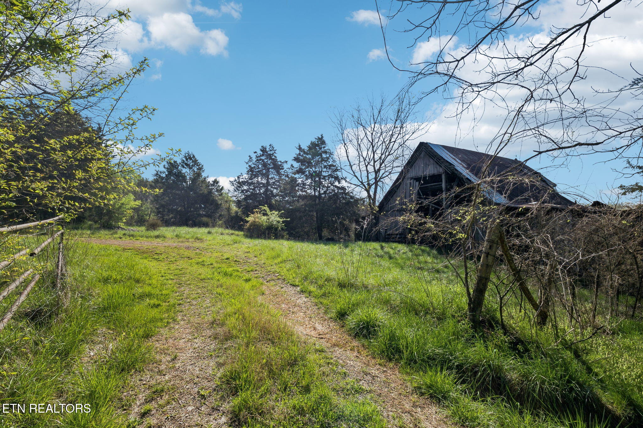 436 Thorngrove Pike Kodak TN 37764