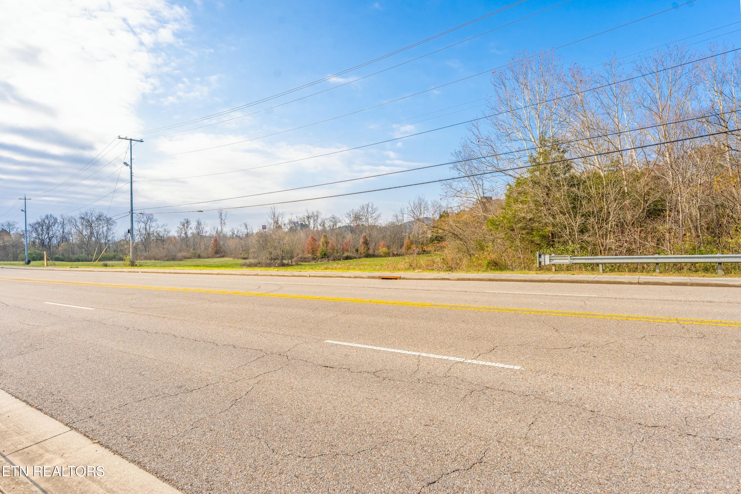 2557 Creekwood Park Boulevard Lenoir City TN 37772