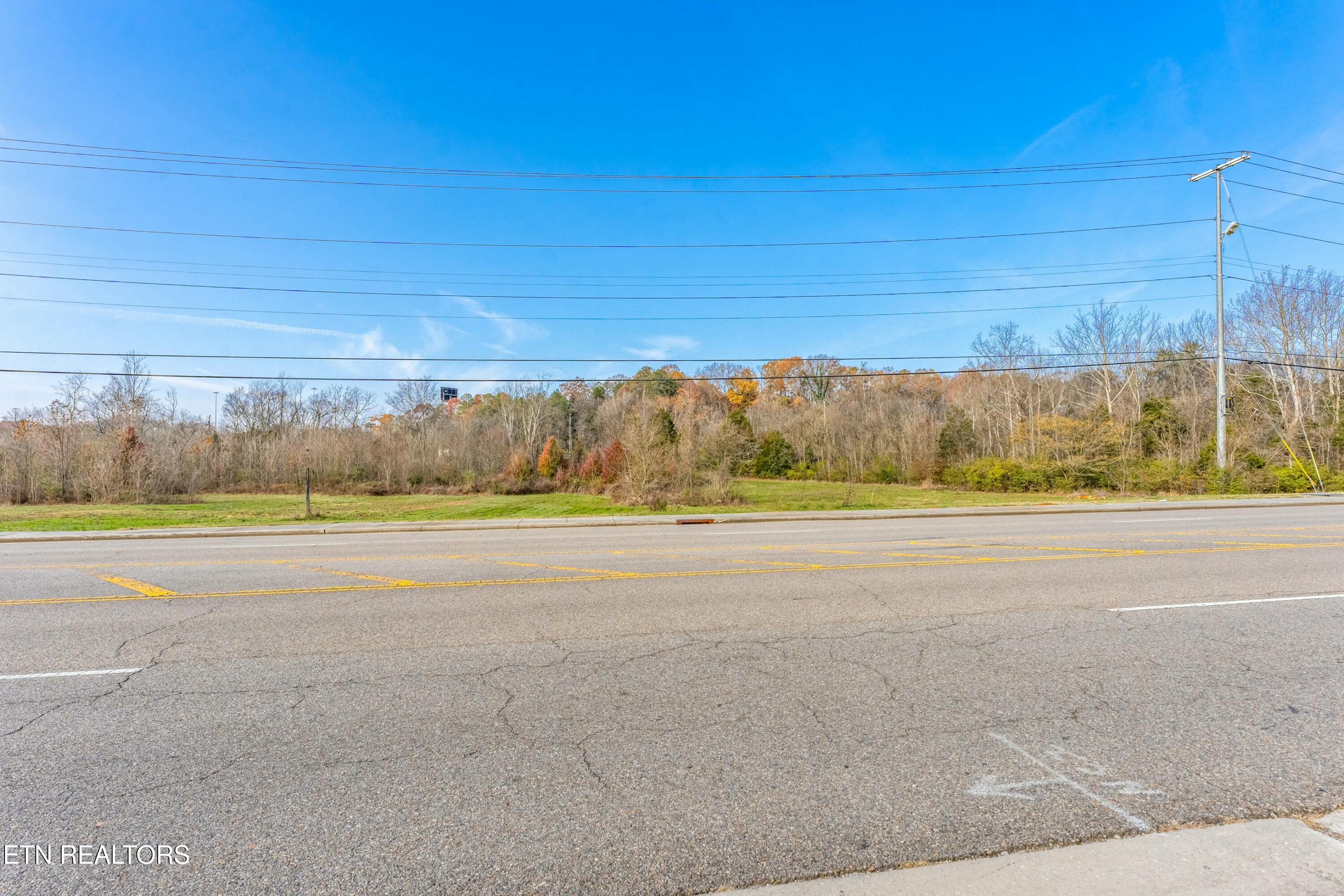 2557 Creekwood Park Boulevard Lenoir City TN 37772