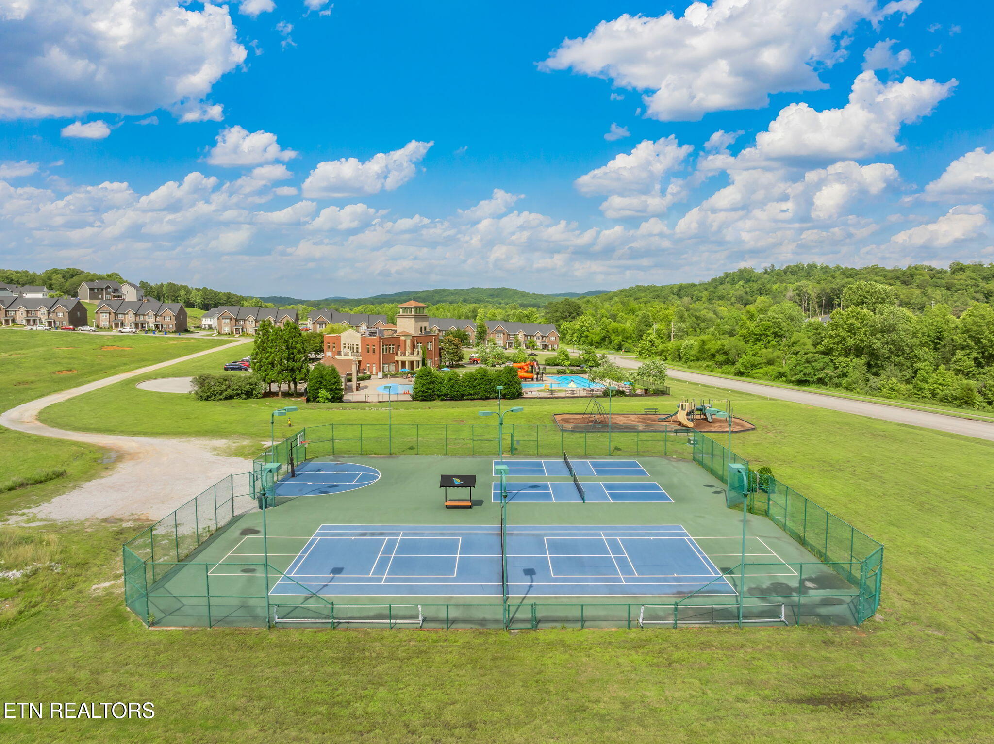 134 Pineberry East Road Oak Ridge TN 37830