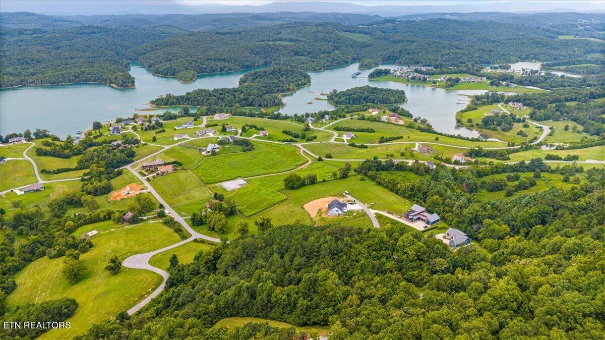 97 Swan Song Trail Sharps Chapel TN 37866