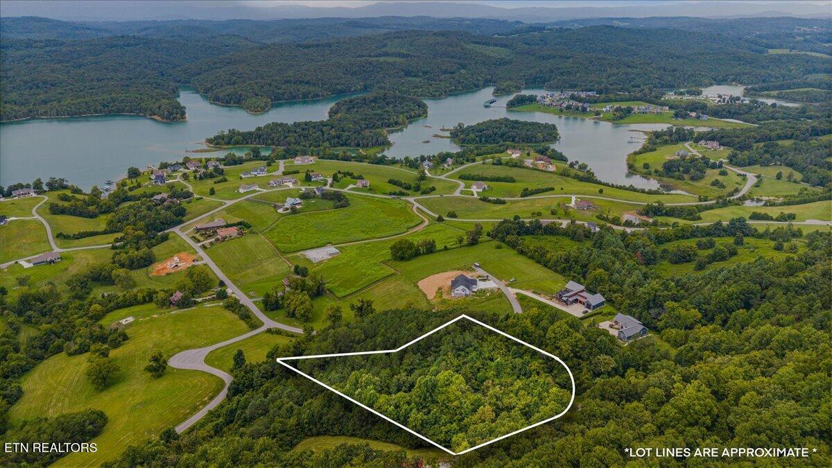 97 Swan Song Trail Sharps Chapel TN 37866