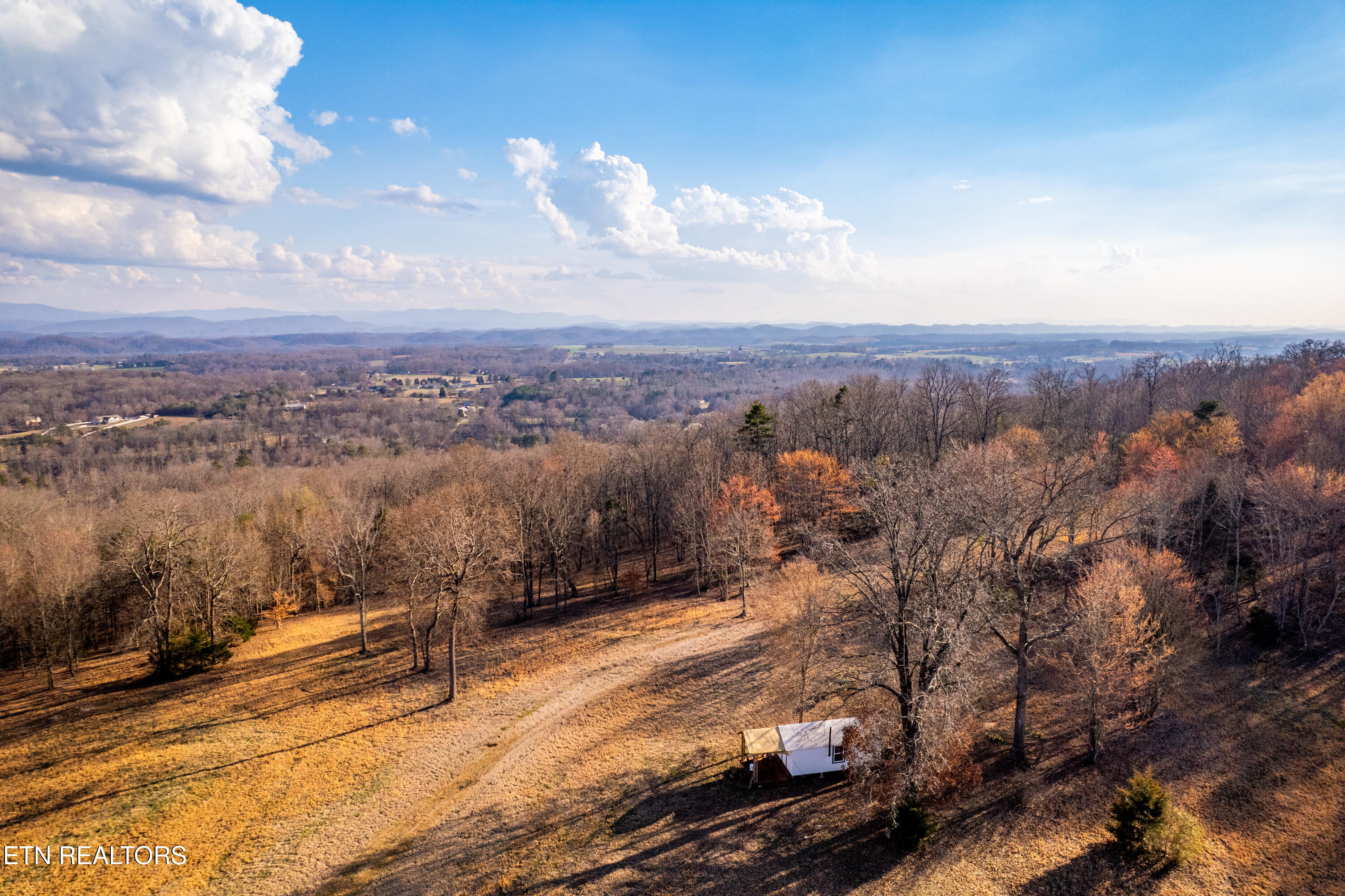 132 Badger Road Madisonville TN 37354