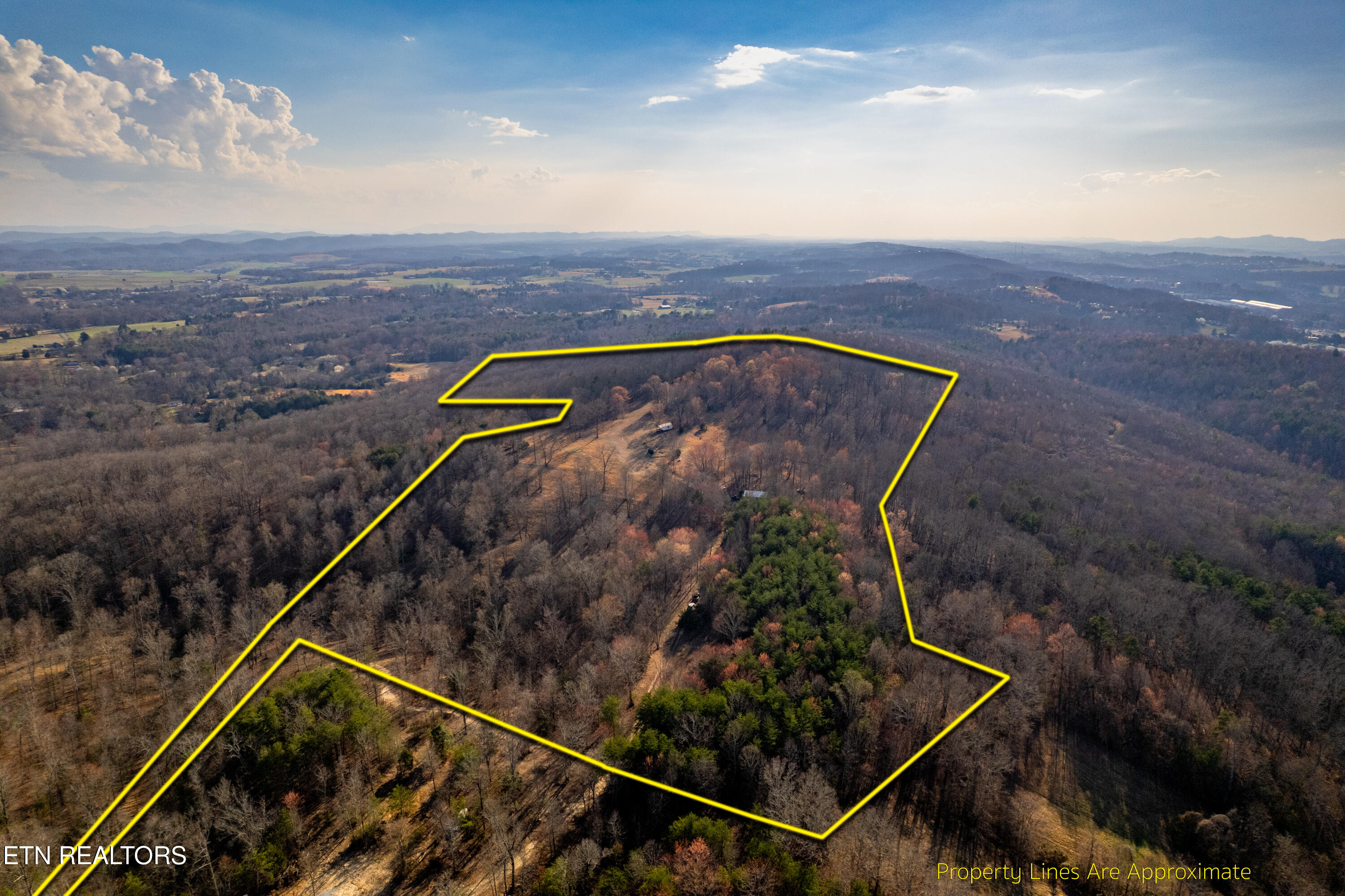 132 Badger Road Madisonville TN 37354