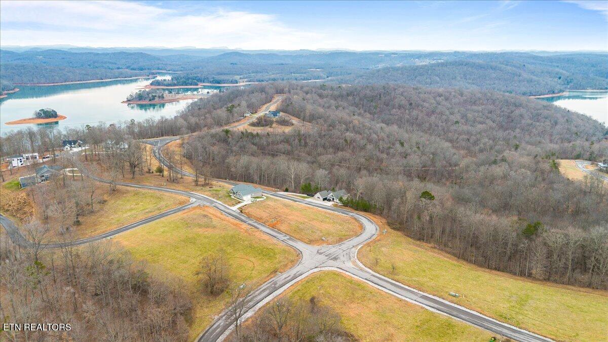 Prestige Ridge Lafollette TN 37766