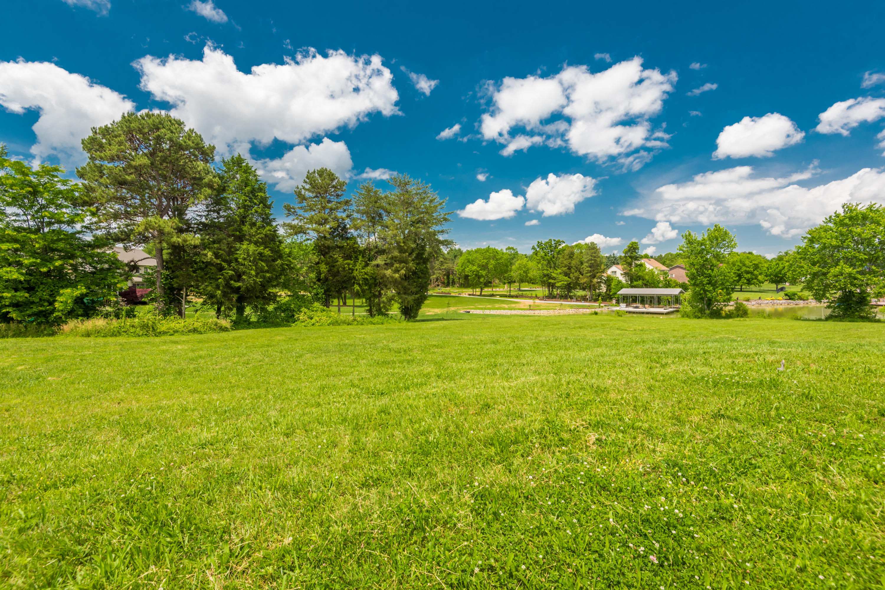 1607 Yachtsman Way Knoxville TN 37922