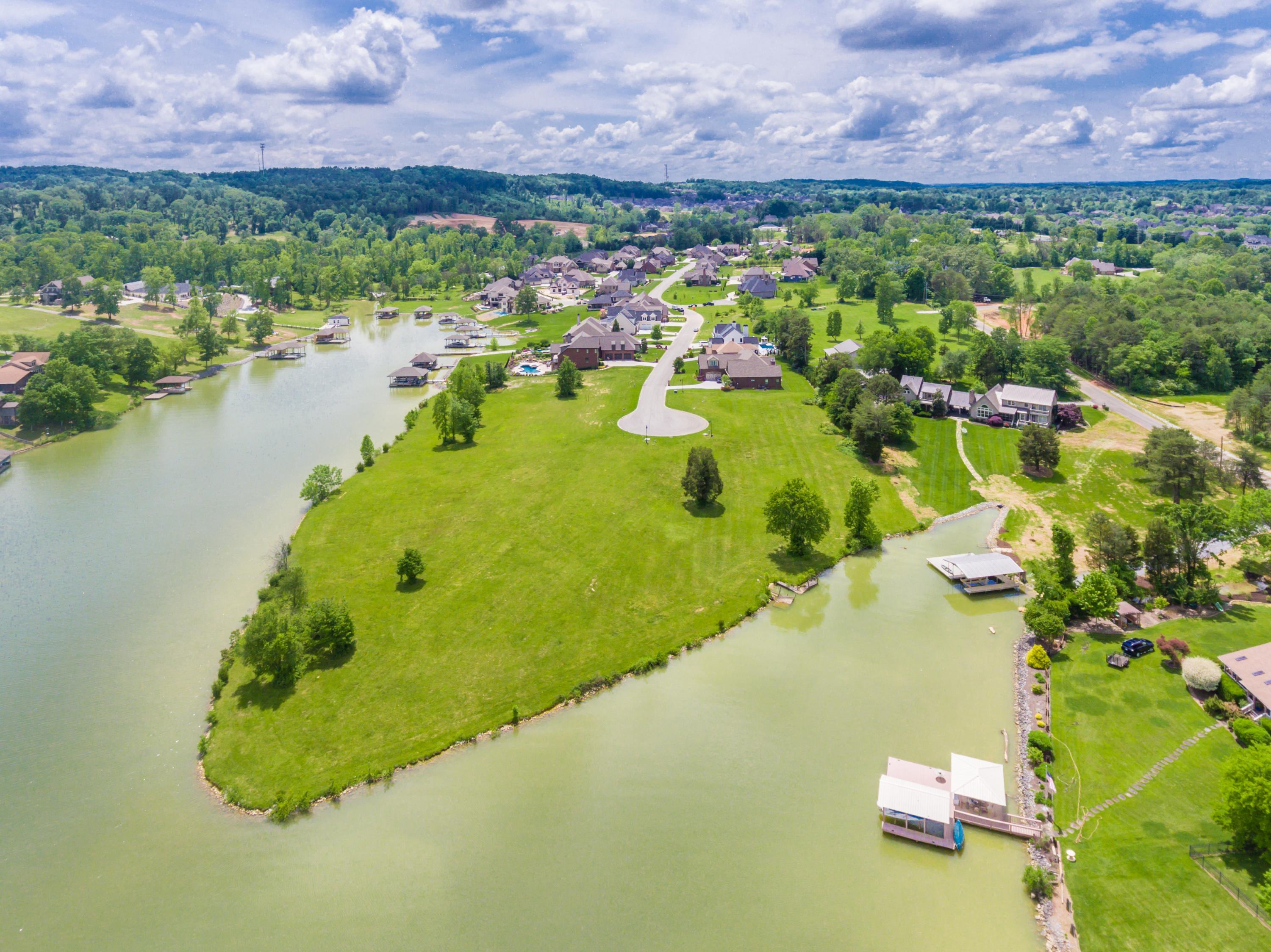 1607 Yachtsman Way Knoxville TN 37922