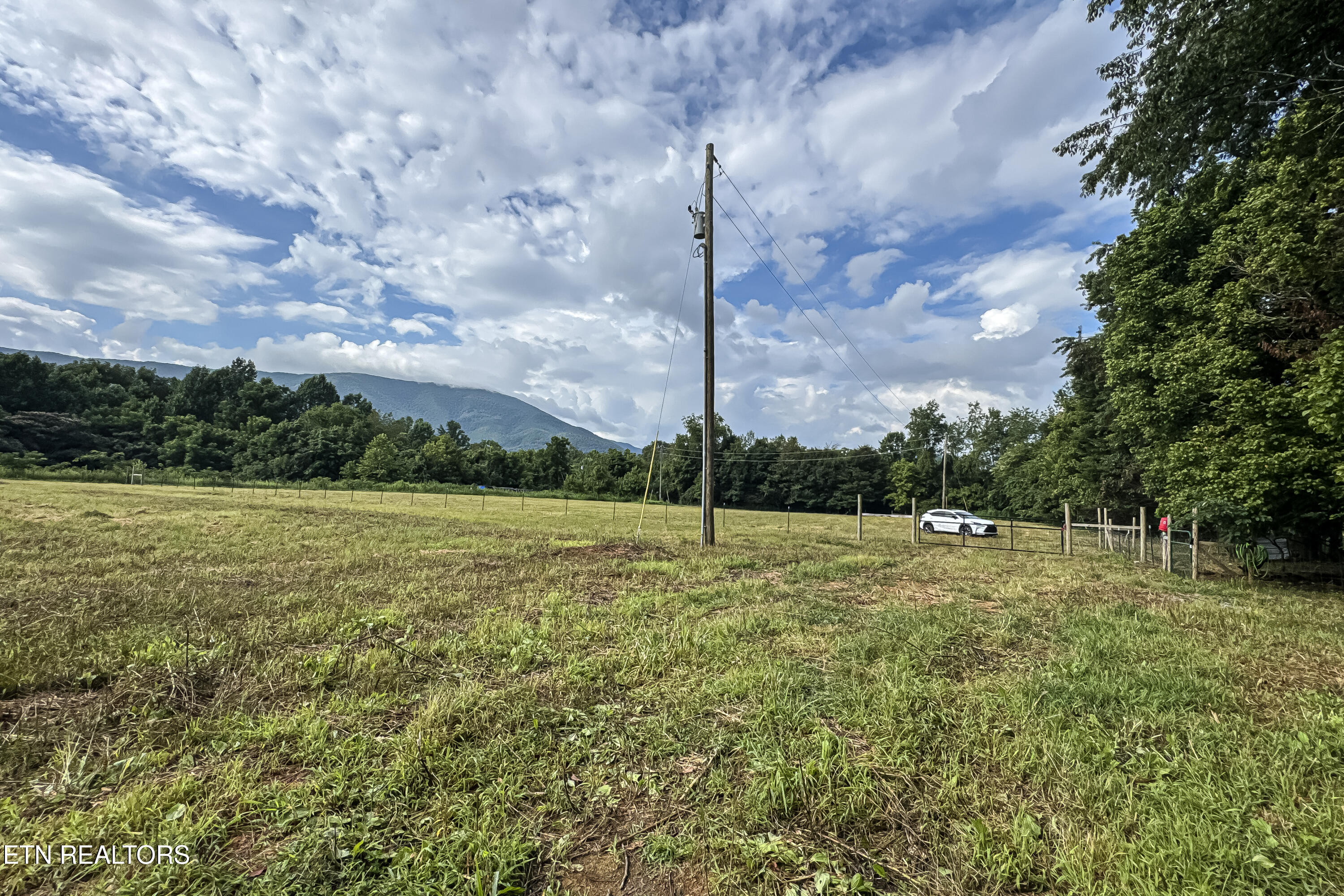 3435 Valley View Road Sevierville TN 37862