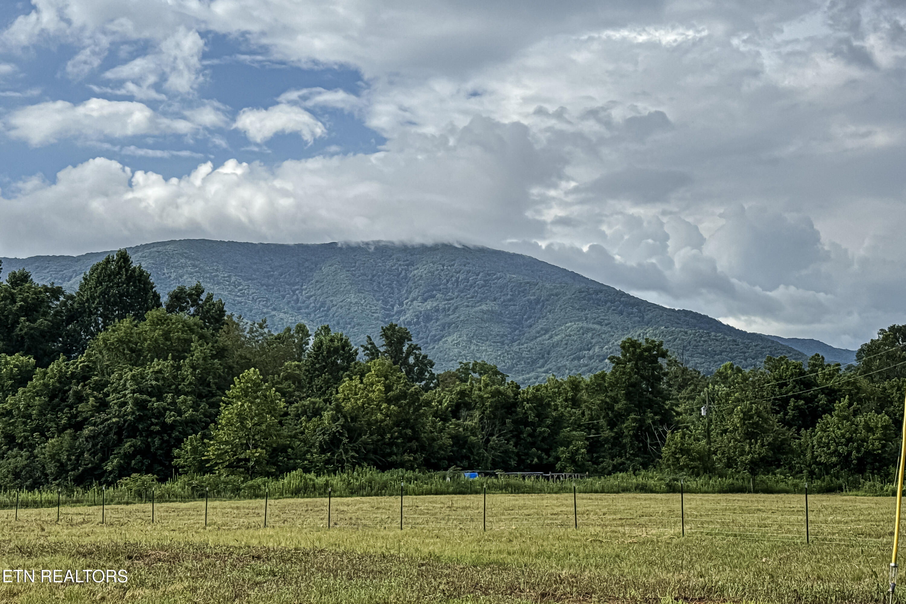 3435 Valley View Road Sevierville TN 37862
