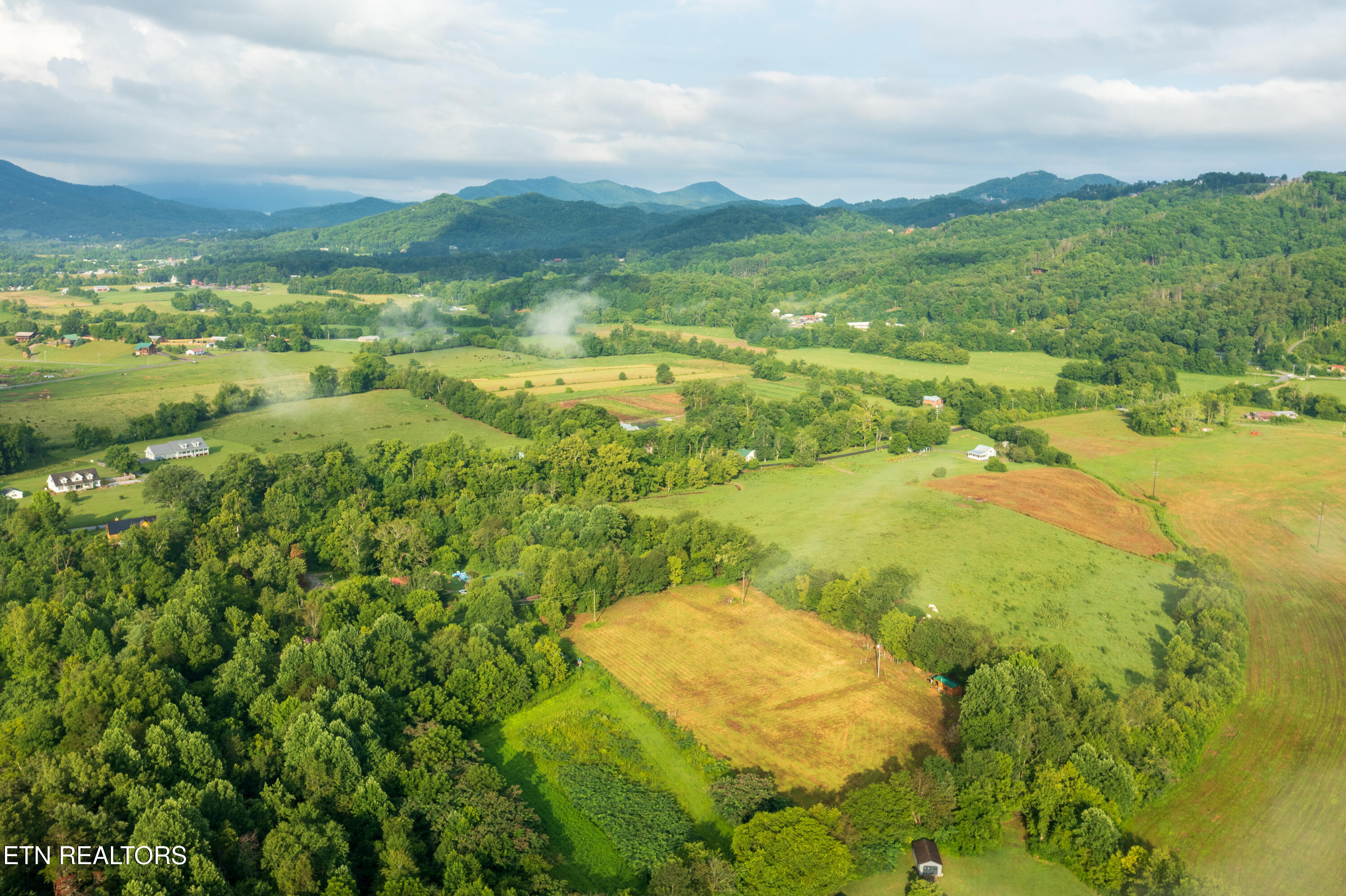 3435 Valley View Road Sevierville TN 37862