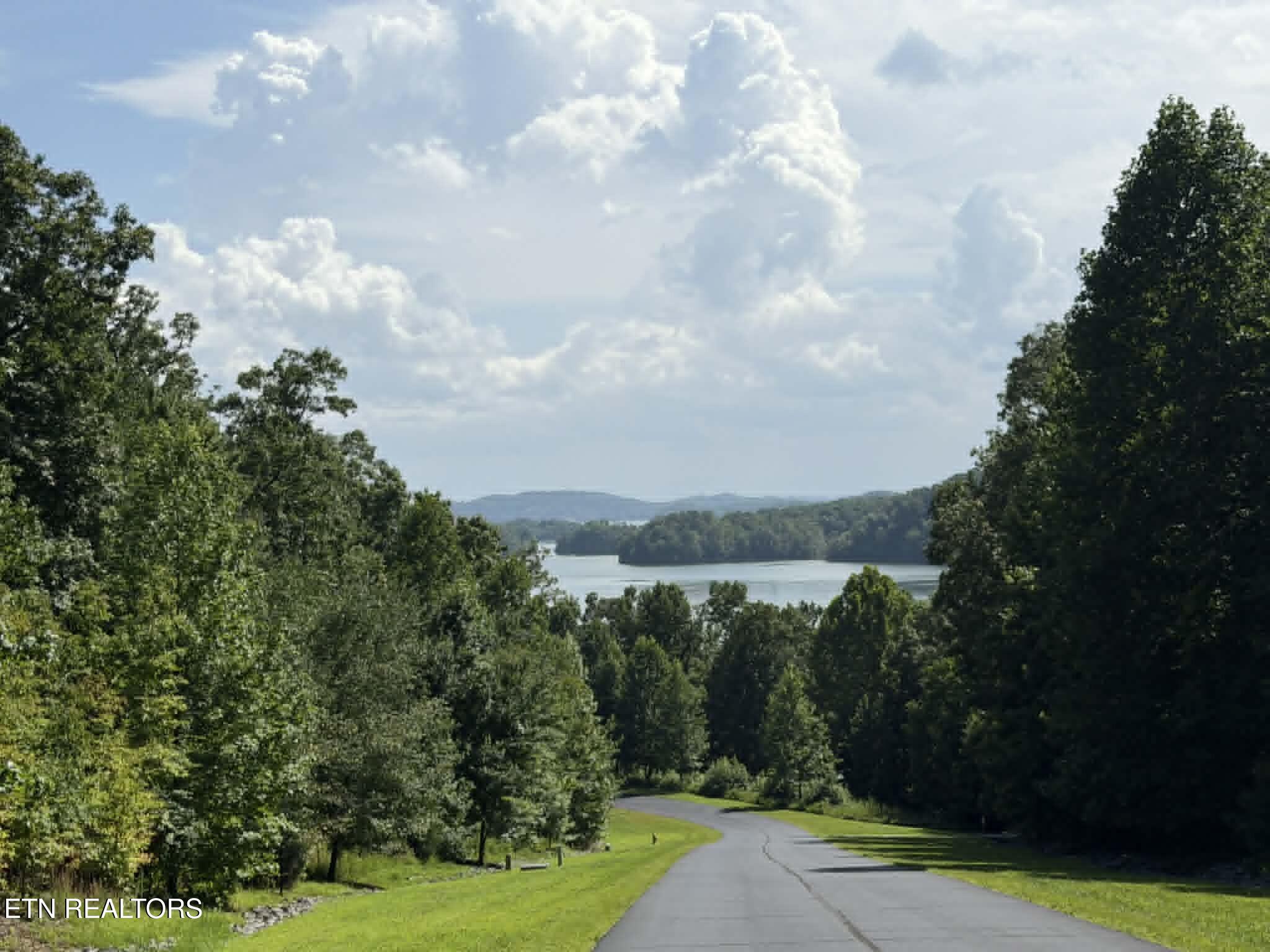 393 W Mountain Drive Rockwood TN 37854